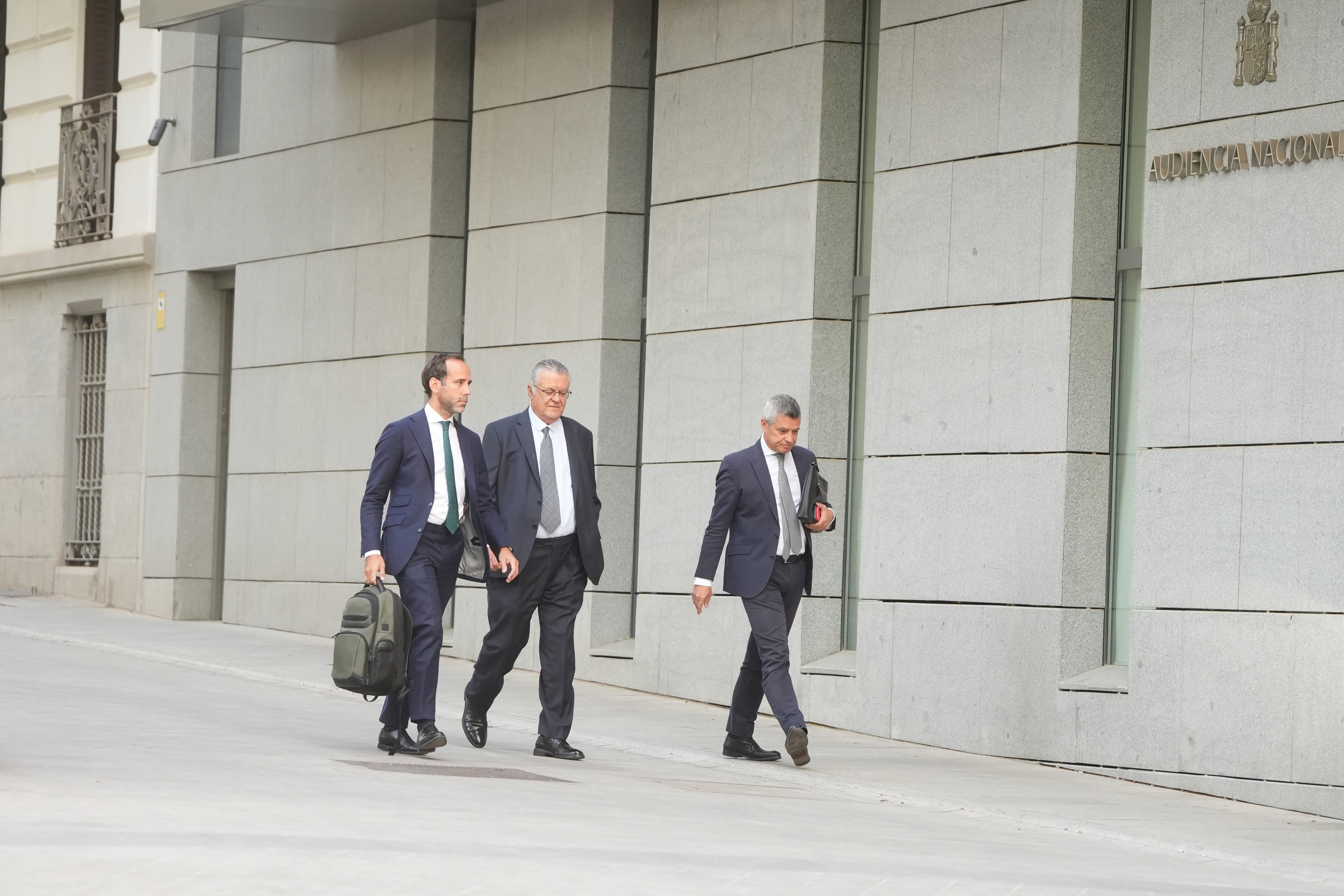 El ex presidente de Plus Ultra afirma ante el juez que aceptó pagar una comisión del 1% "al grupo Zapatero" para obtener el rescate de 53 millones