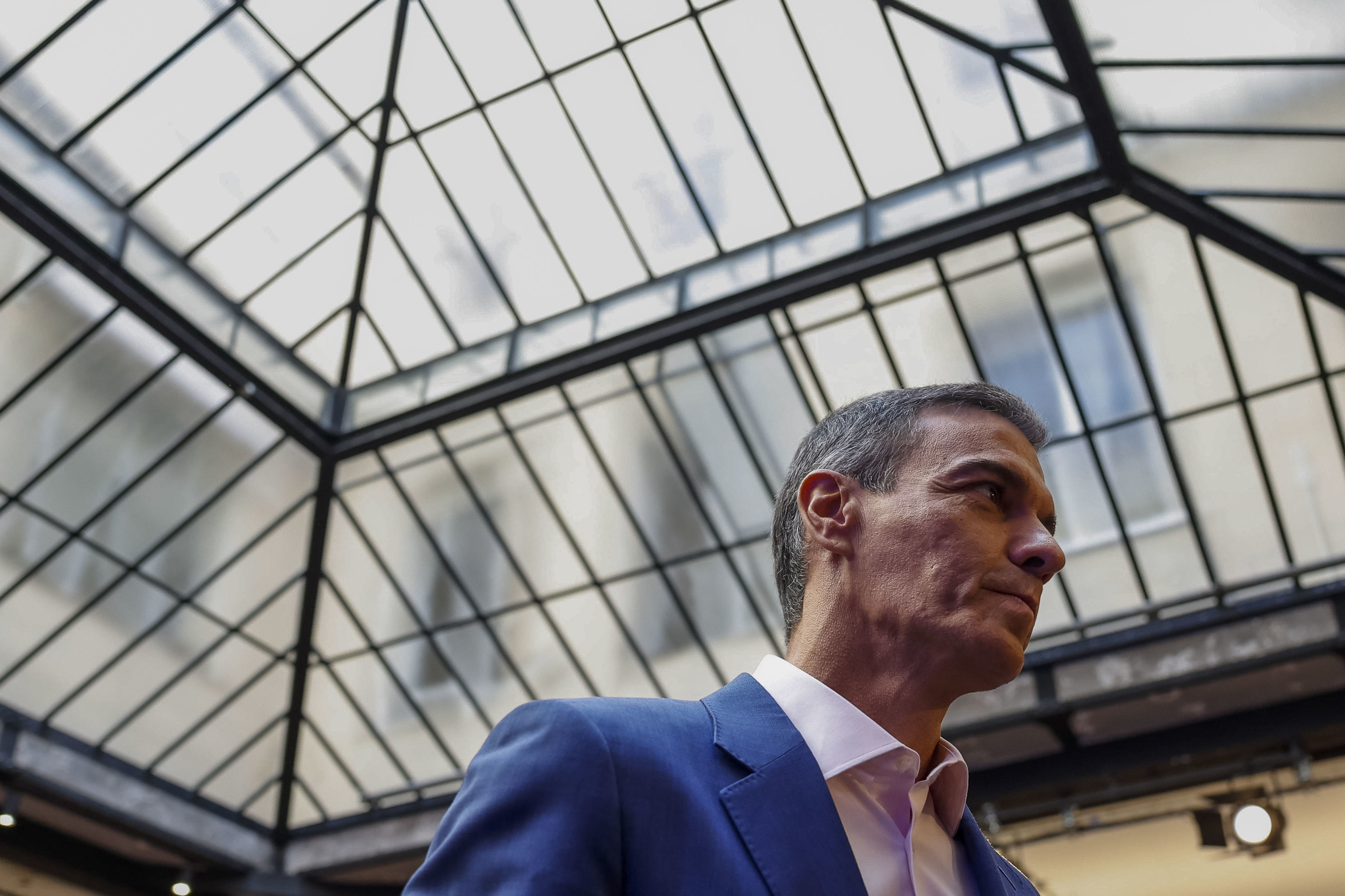 Sánchez recupera la estrategia del miedo para lanzar al PSOE tras la victoria de la extrema derecha en Alemania: "Somos la vanguardia frente a los reaccionarios"