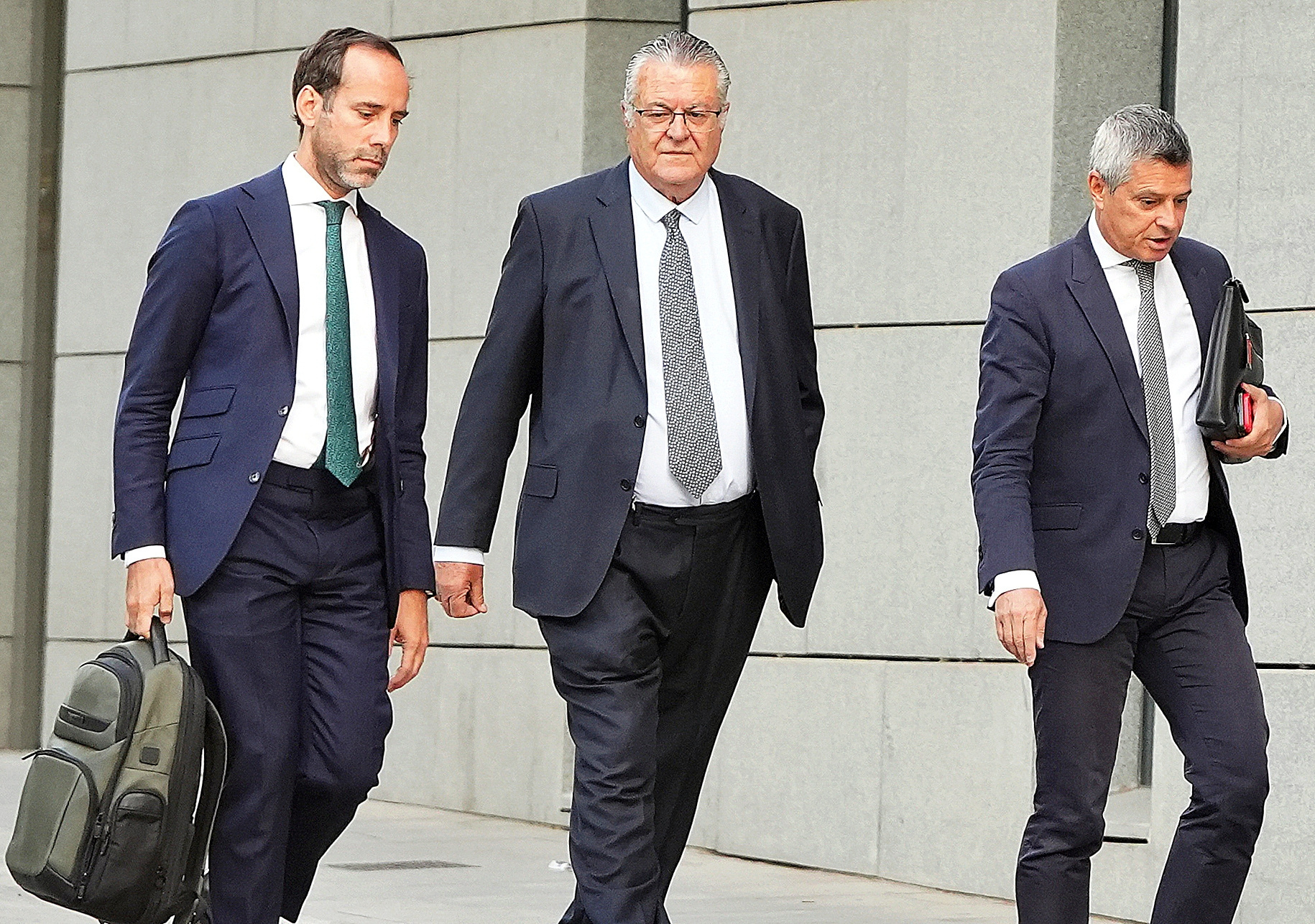 La Fiscalía pone el foco en la legalidad del rescate por el control extranjero de Plus Ultra
