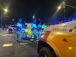 Muere un policía nacional de 47 años al colisionar su moto con un coche en la avenida de Los Poblados