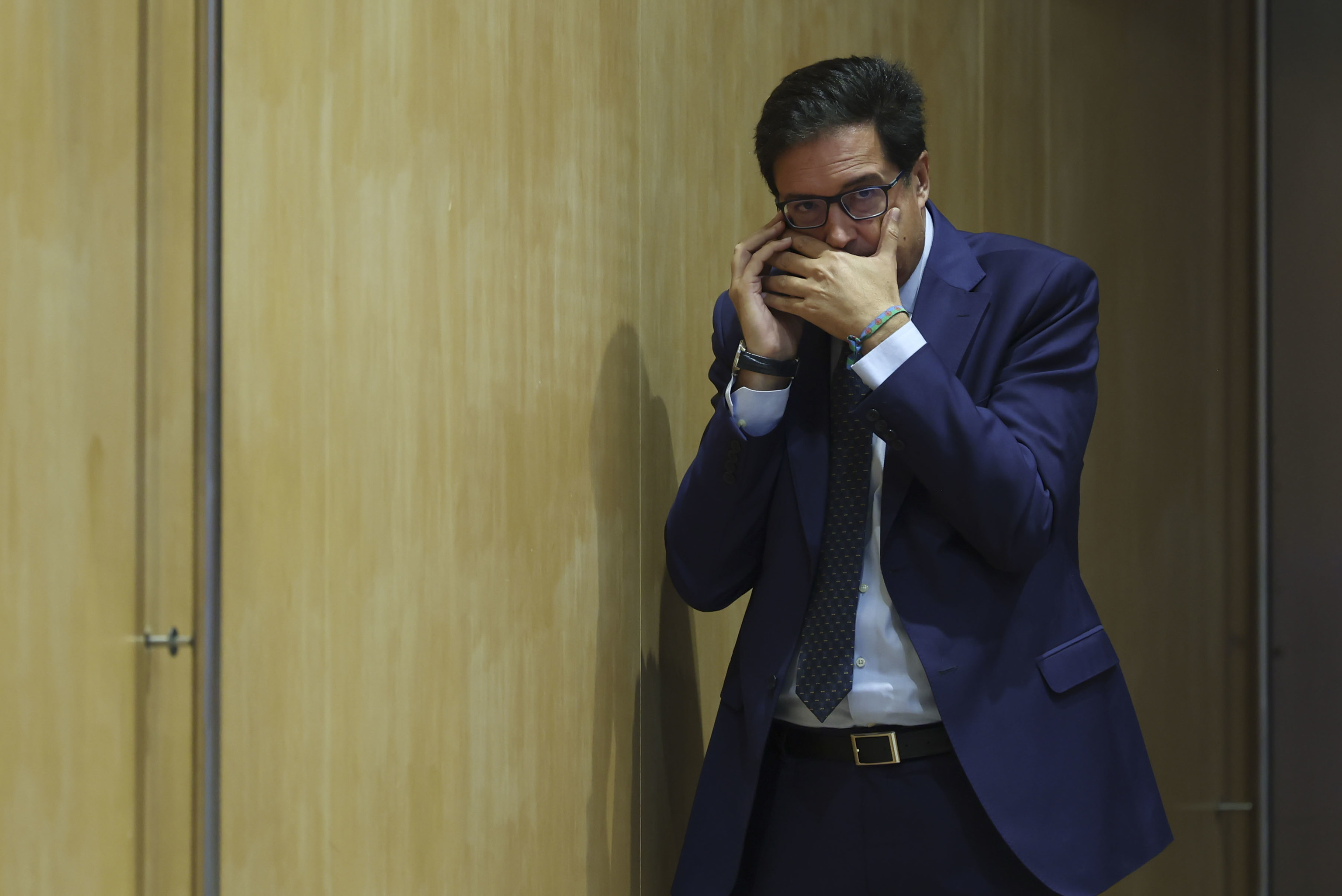 Moncloa y ministerios piden "declaraciones responsables" a empresas que piden cita y restringen reuniones por temor a su propia ley de lobbies