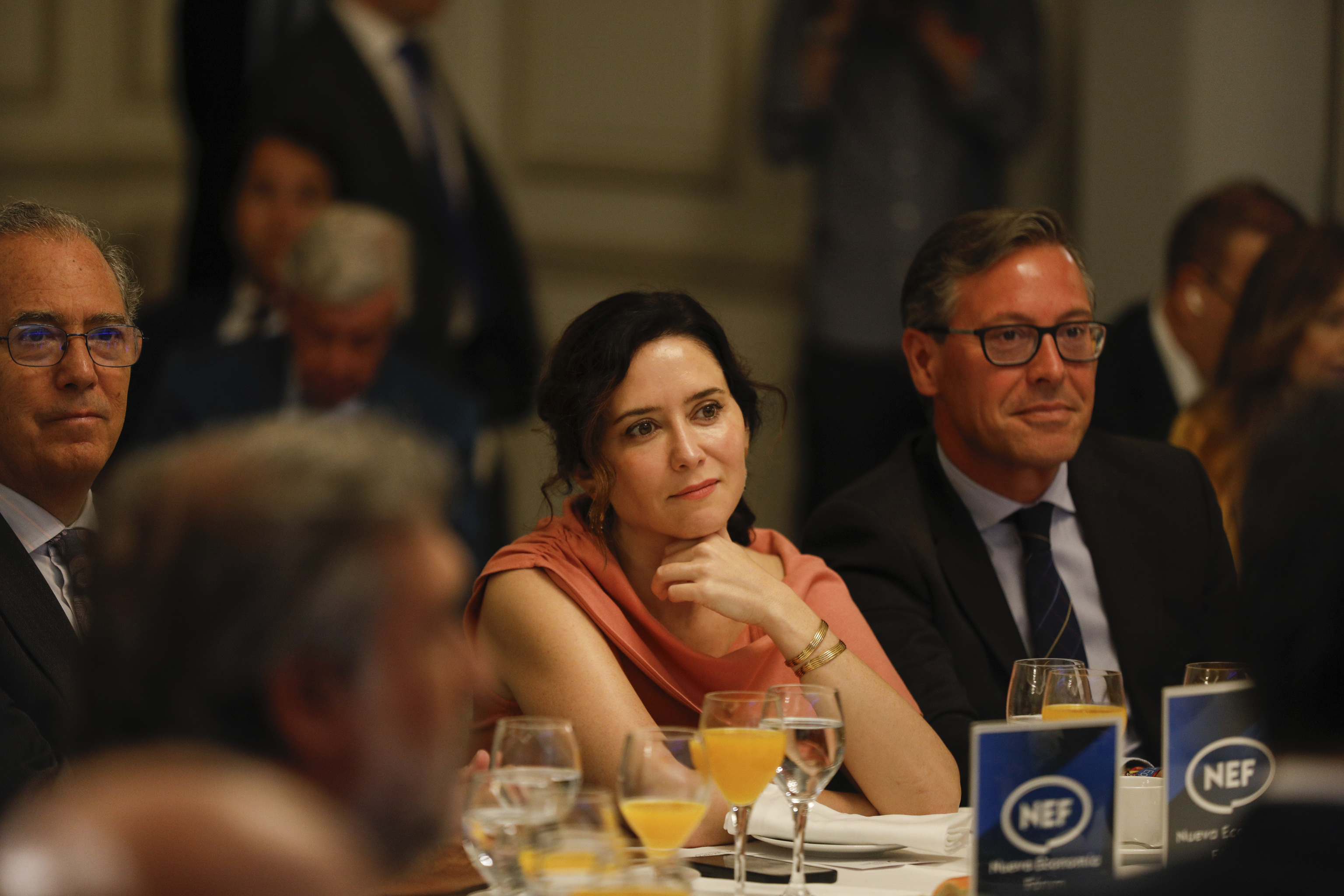 La unidad 'secreta' de Ayuso contra la ley de nietos: formó un equipo de expertos en el PP para analizar las nacionalizaciones de Sánchez