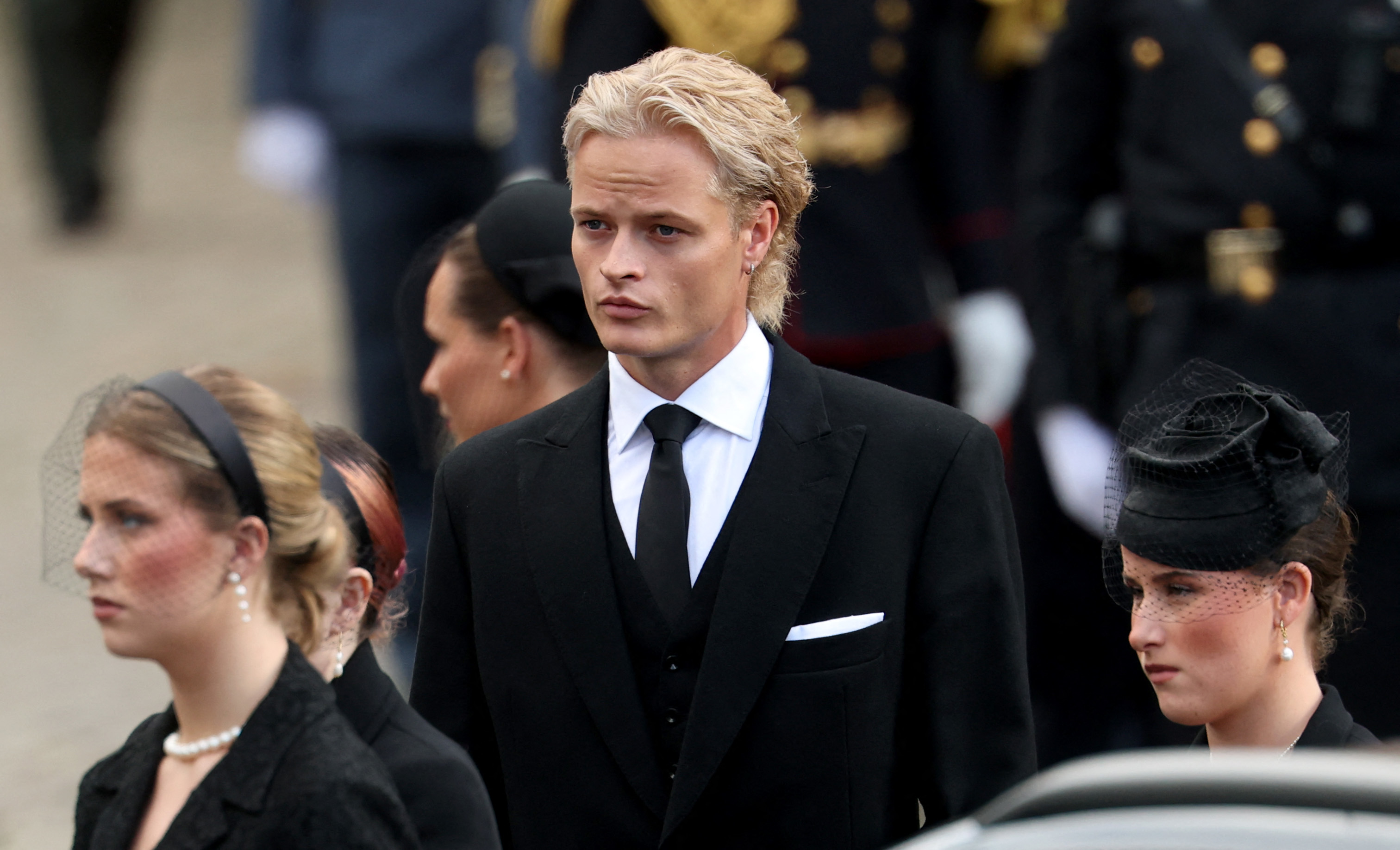 Prospera la apelación de Marius Borg, hijo de la reina Mette-Marit, y habrá un nuevo juicio tras su condena por violación