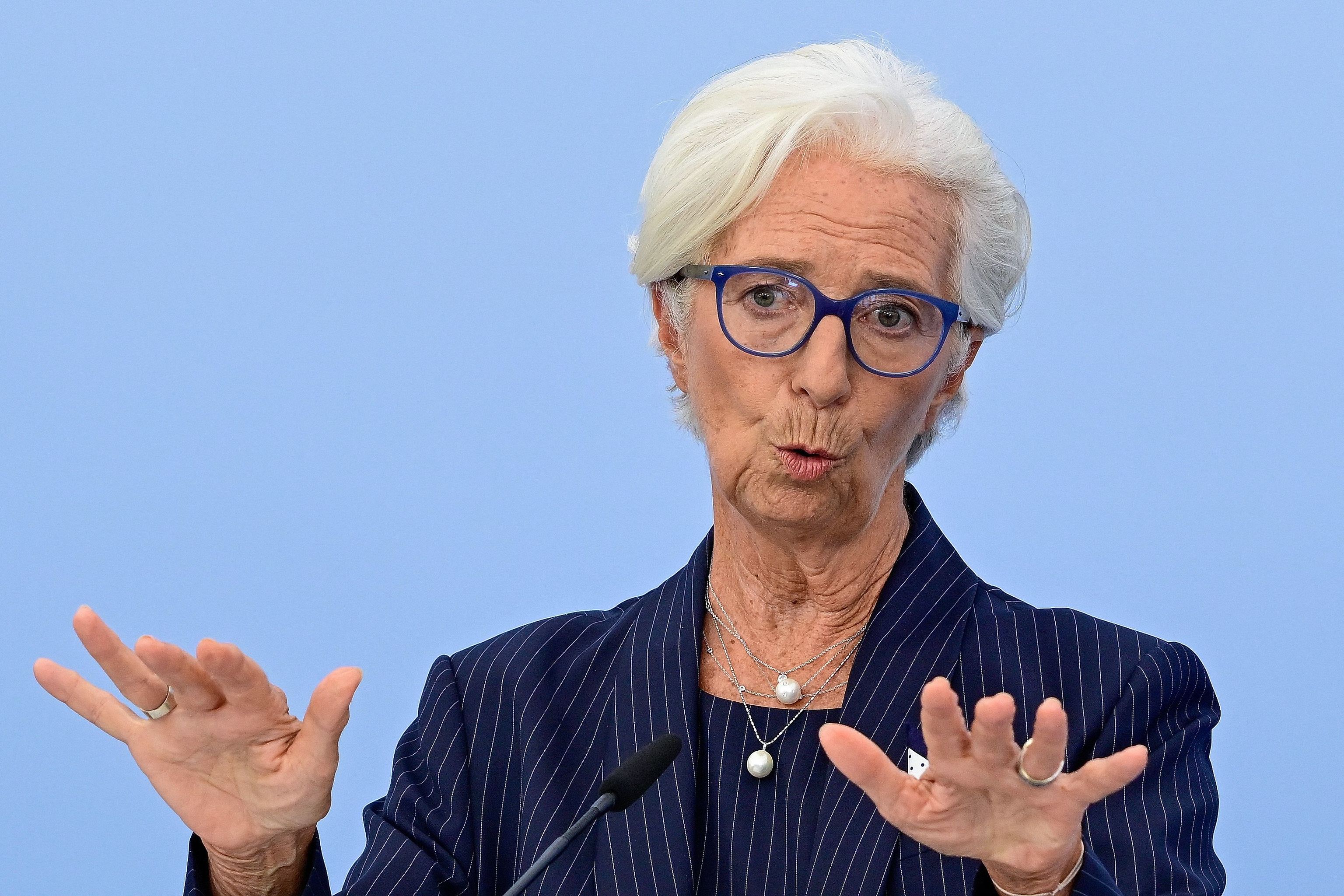 El BCE sube los tipos al 2,5% por la guerra y prevé que la inflación siga alta hasta 2028