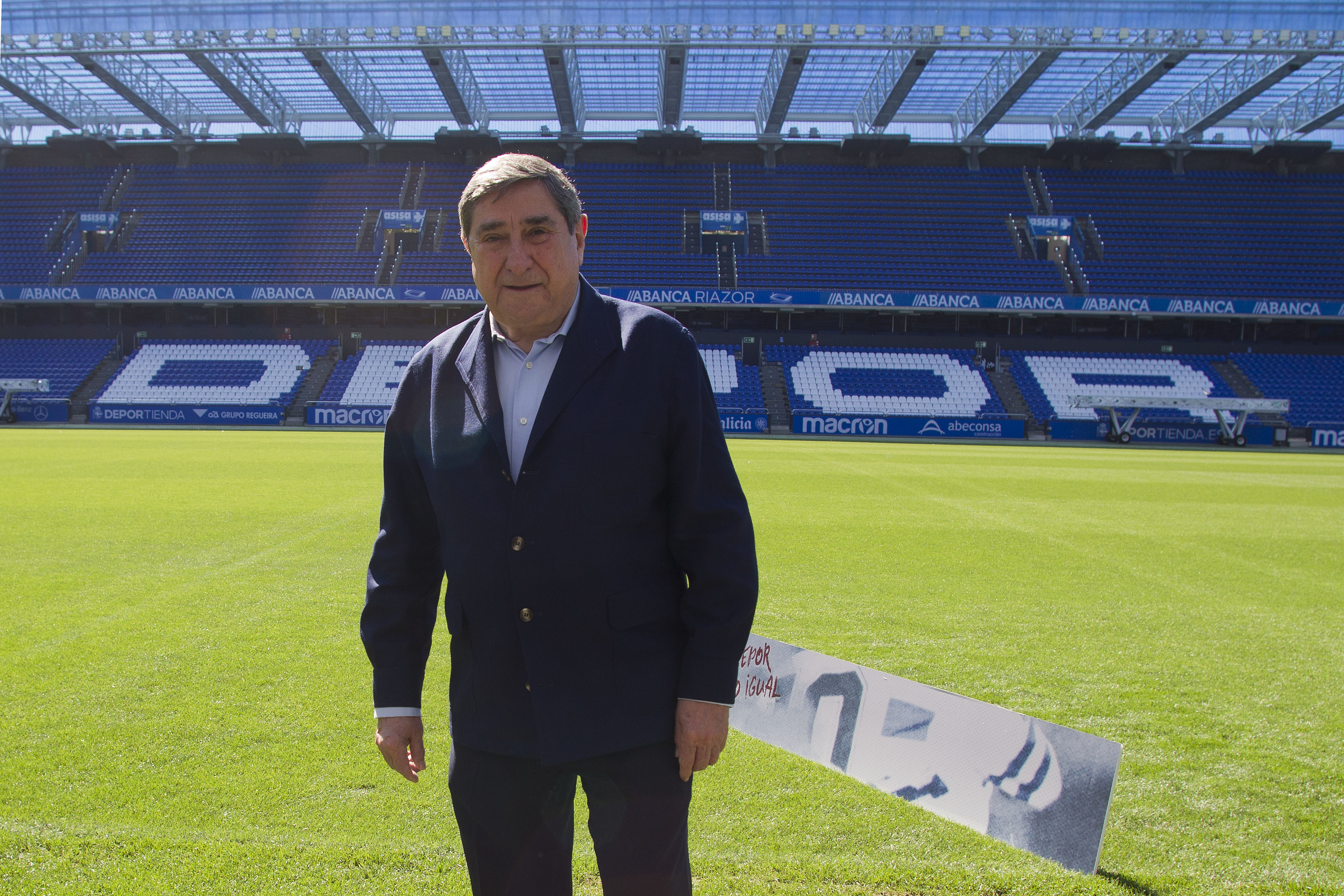 Augusto César Lendoiro, el histórico presidente del Dépor que ve los partidos desde casa: "Se decidió que los expresidentes no podíamos ir al palco"