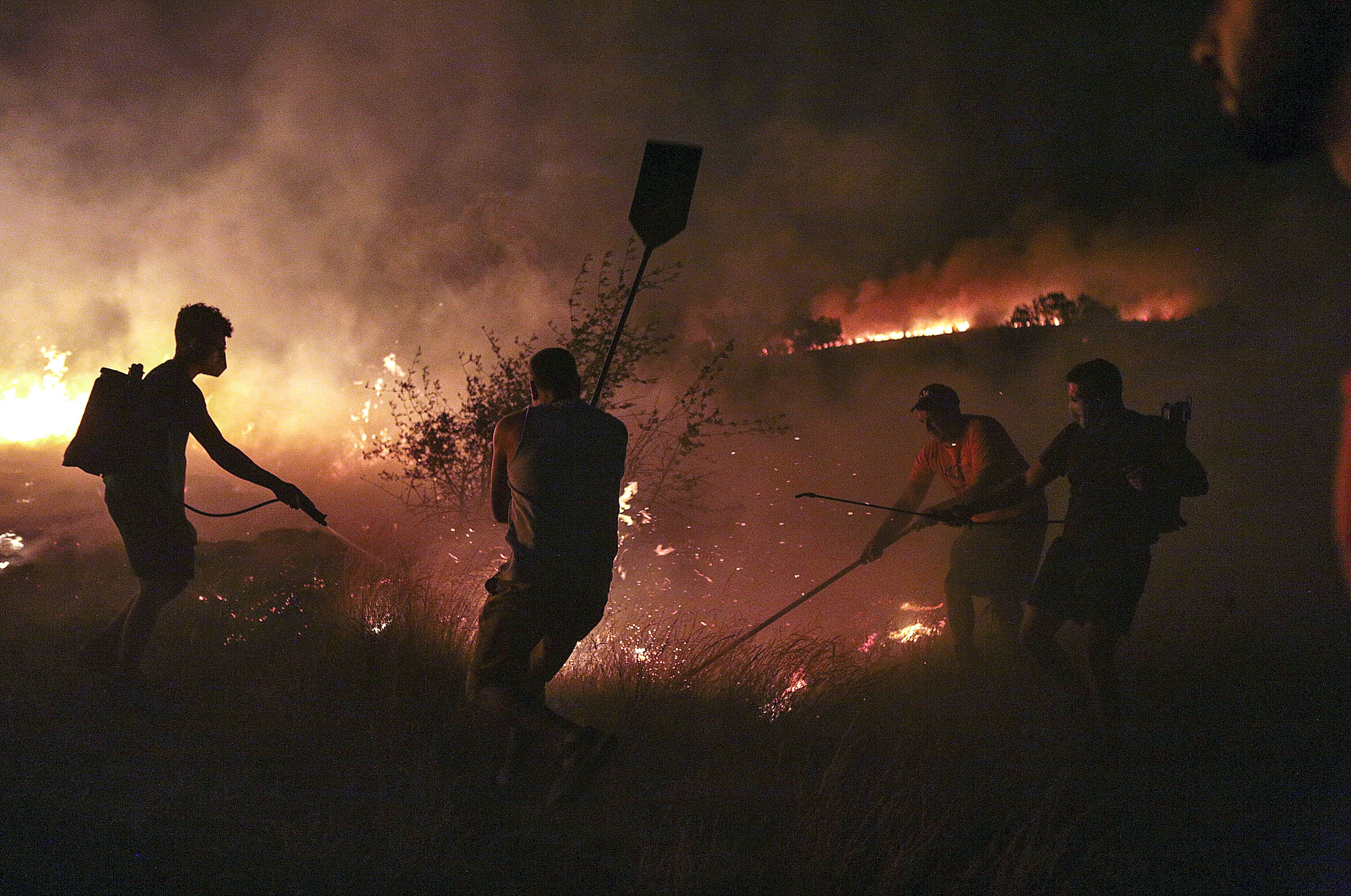 Piroceno, la Edad de Fuego que domina el planeta: "Ver arder los pueblos es como ver regresar la peste"