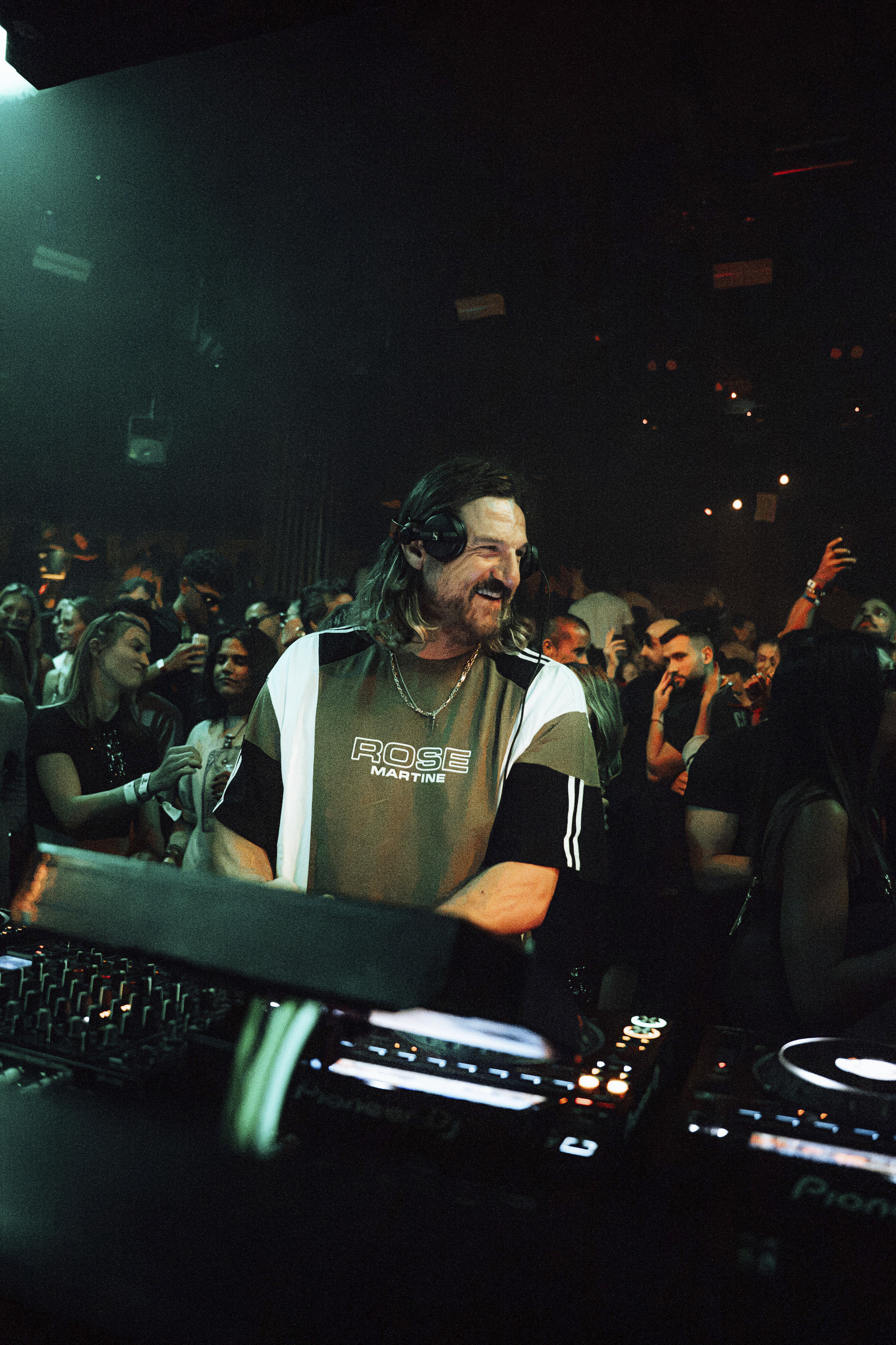 El imperio de Solomun en Pacha Ibiza: fiesta, sol y pum, pum, pum
