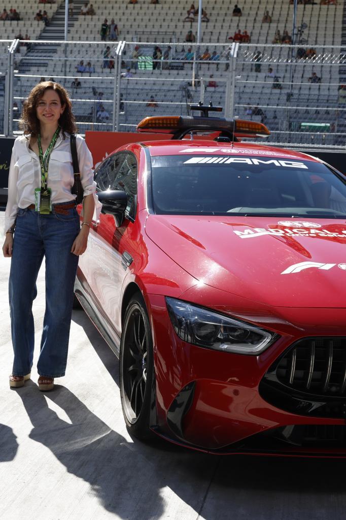 Ayuso carga contra la cobertura de la F1 en TVE: "Está haciendo lo imposible por deslucir el éxito de este evento"