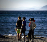 La mayoría de inmigrantes entrevistados en Ceuta alegan ser gays o perseguidos políticos para intentar quedarse en España