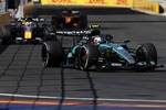El 'niño' Antonelli es el primer ganador en Madrid y da un nuevo bocado al Mundial; Sainz y Alonso, choque y decepción