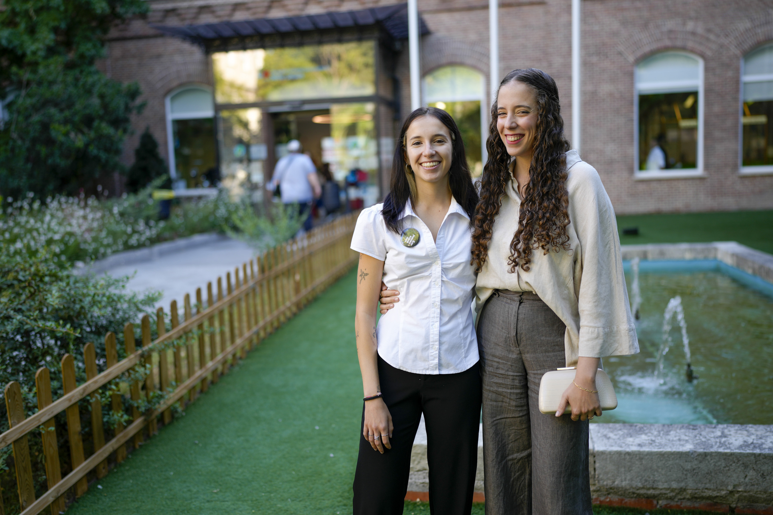 Victoria e Isabel, la cara visible de la unión entre medicina e investigación contra el cáncer: "Quiero aportar lo que pueda en lo que le ha salvado la vida a mi hermana"