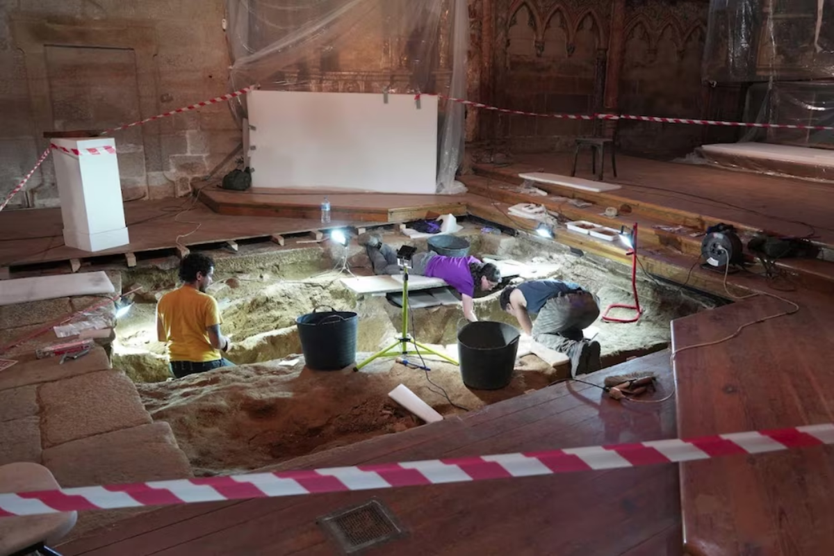 Hallan en el convento de Santa Clara de Pontevedra un cerebro saponificado, restos infantiles y el cadáver de un capellán