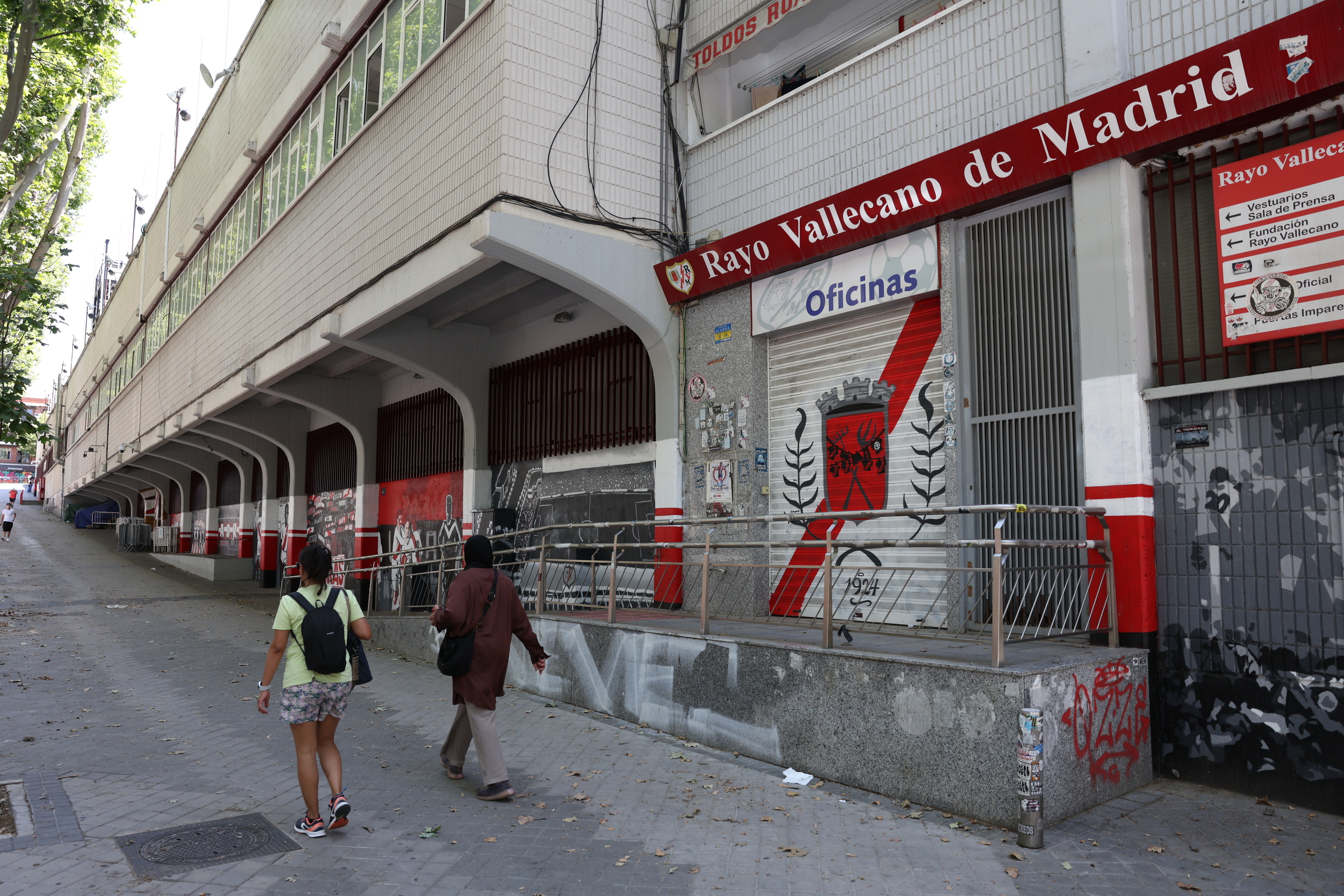 La Comunidad de Madrid levanta la suspensión del Estadio de Vallecas: la auditoría concluye "una mejora material y documental muy significativa"