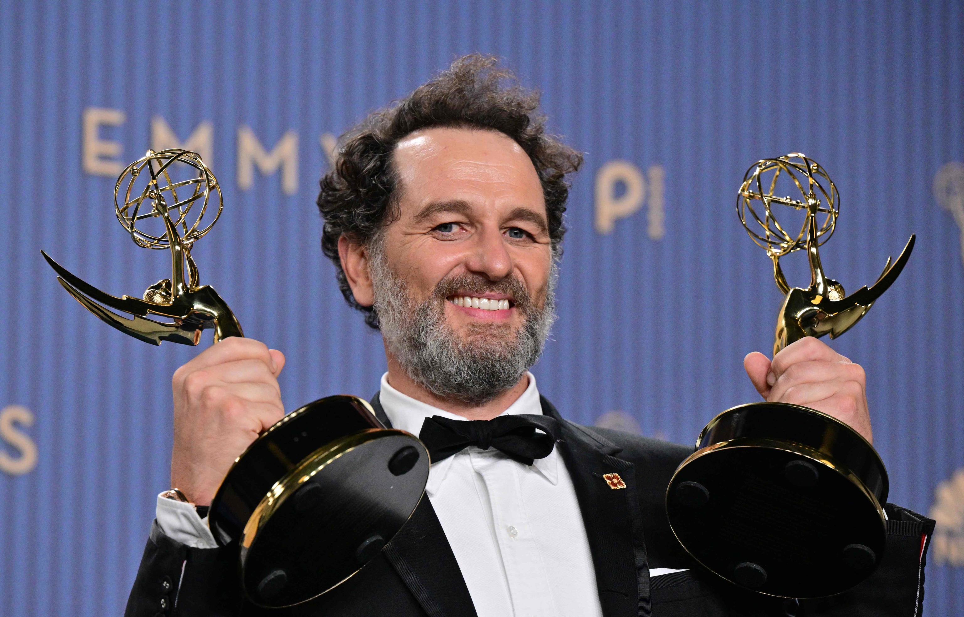 Matthew Rhys hace historia en los Emmy: el galés que aprendió a ser americano jugando a El Equipo A