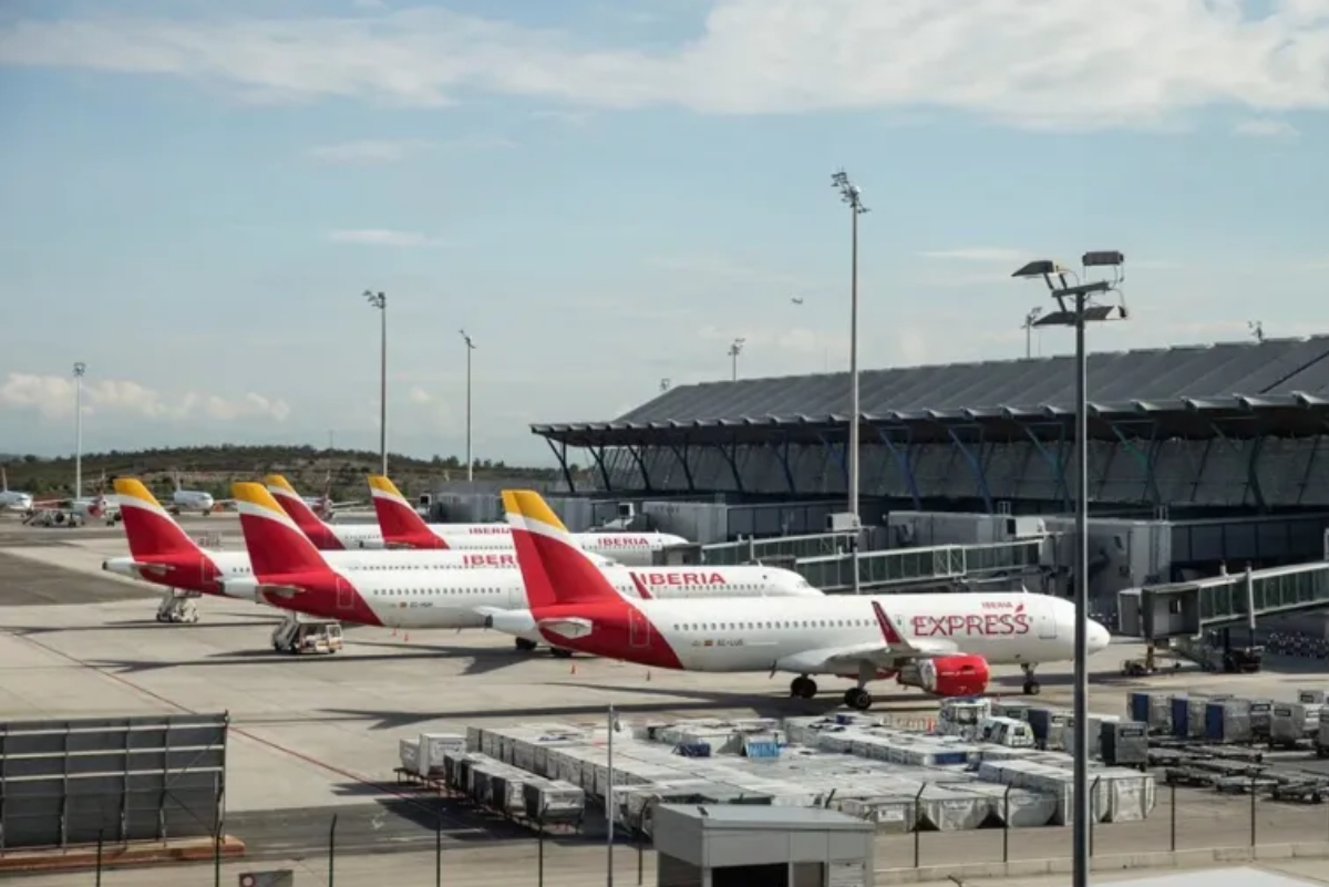 El Gobierno aprueba una subida anual de las tasas aeroportuarias del 0,33%  hasta 2031