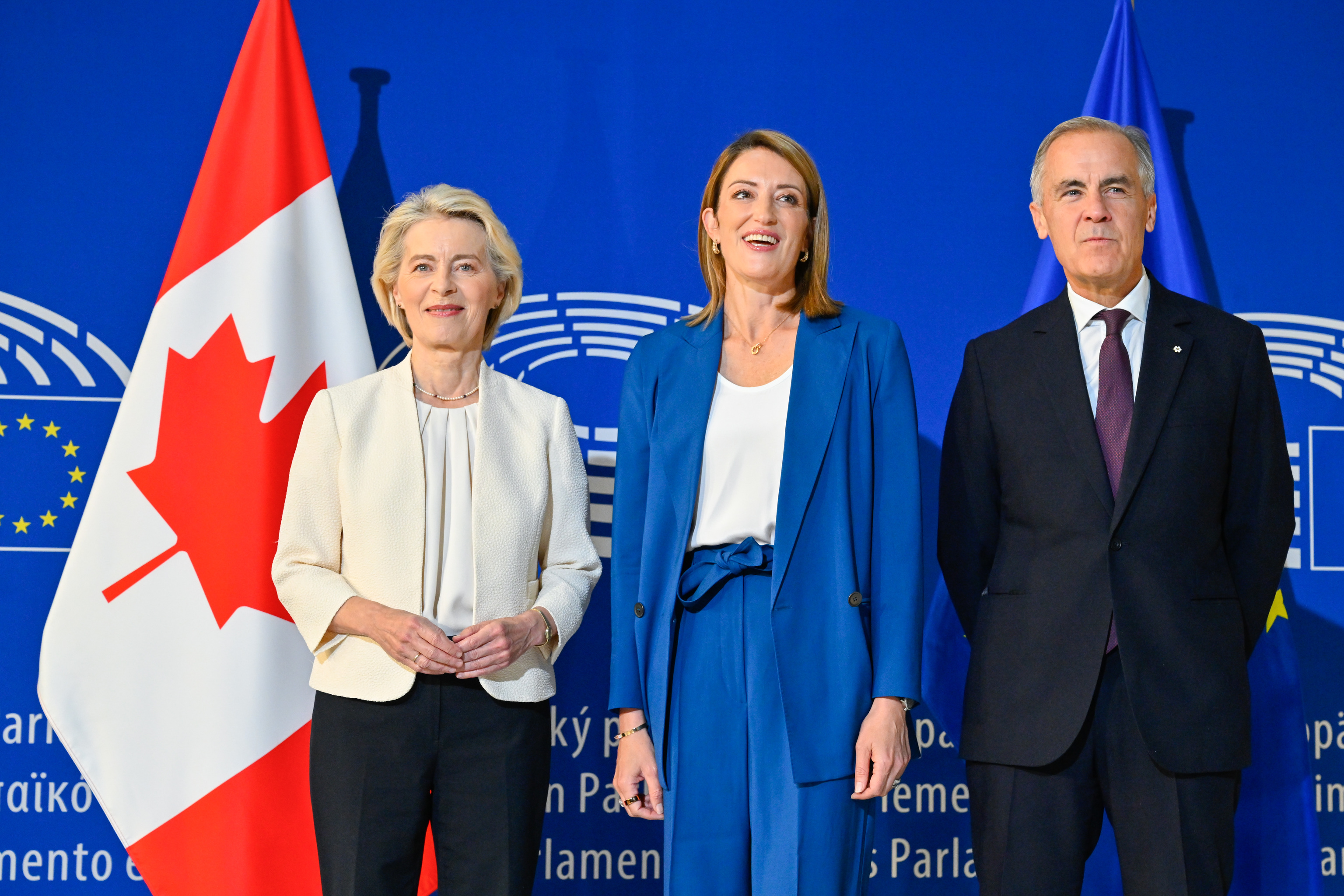 Von der Leyen ofrece a Carney que "Canadá se convierta en el primer miembro asociado de la UE"