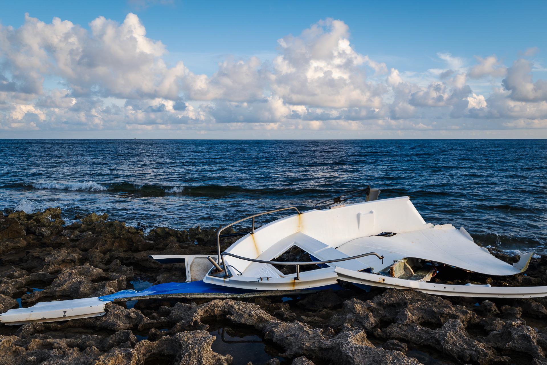 Llegan otras 11 pateras a Baleares con más de 100 inmigrantes antes de las alertas por tormentas