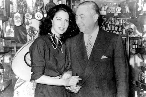 La huella de Estados Unidos en Madrid: del Chicote de Ava Gardner al Tiranosaurio rex de Dakota del Sur en el Museo Geominero