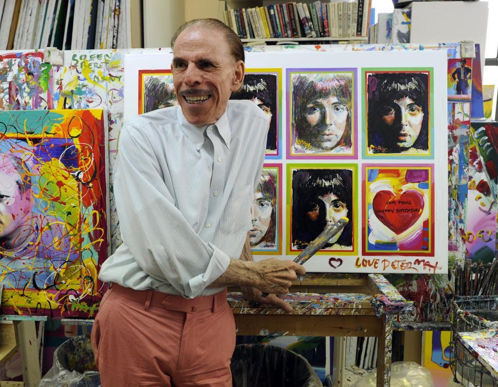 Muere a los 88 años Peter Max, figura del arte psicodélico y autor de la portada del álbum Yellow Submarine de los Beatles