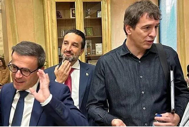Hazte Oír recurre la sentencia del 'hermanísimo' y pide seis años de prisión para el hermano del presidente del gobierno