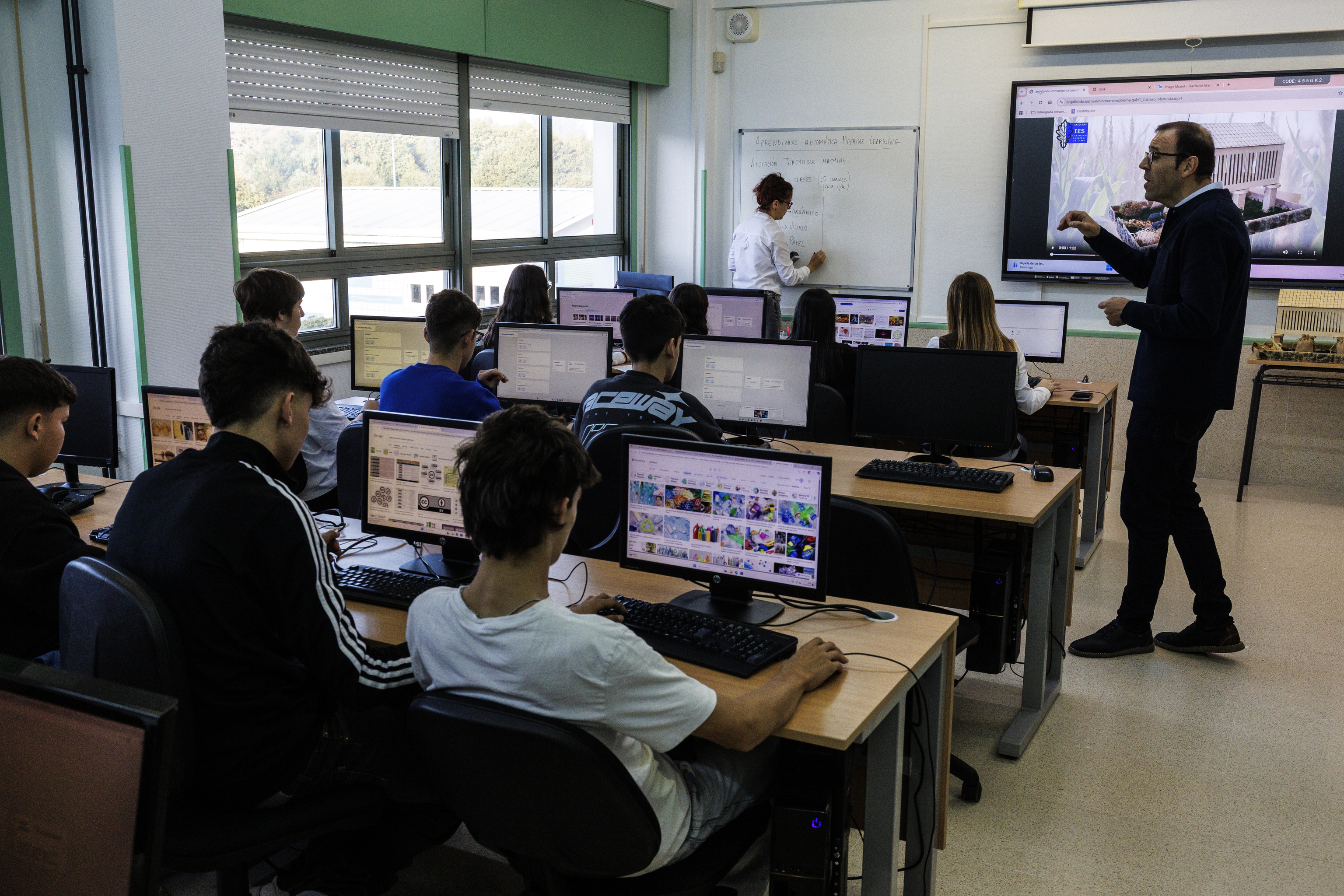 Autopsia de la escuela: por qué el desastre educativo de España no es equidad, es guillotina