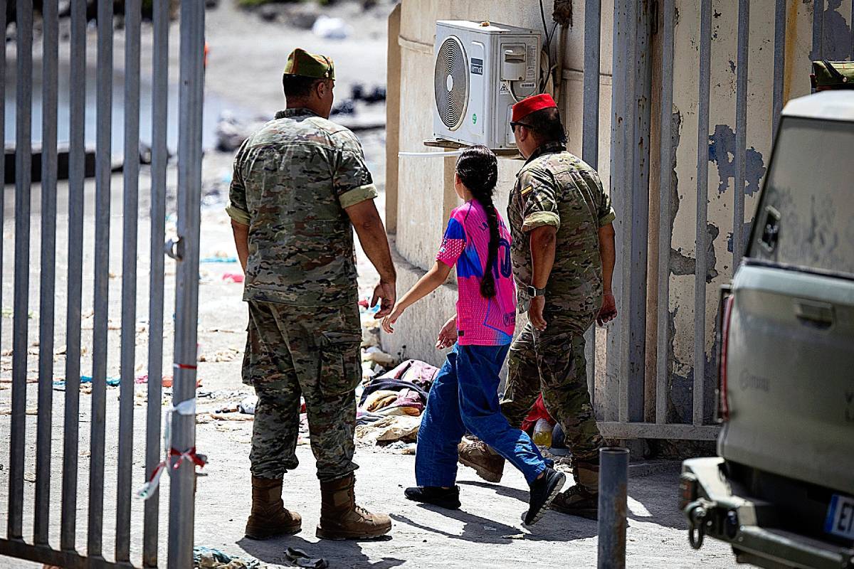 Detectan un caso de viruela del mono en un menor de 13 años acogido en un centro menores de Ceuta El menor accedió a la ciudad durante la entrada masiva de finales de julio Leer