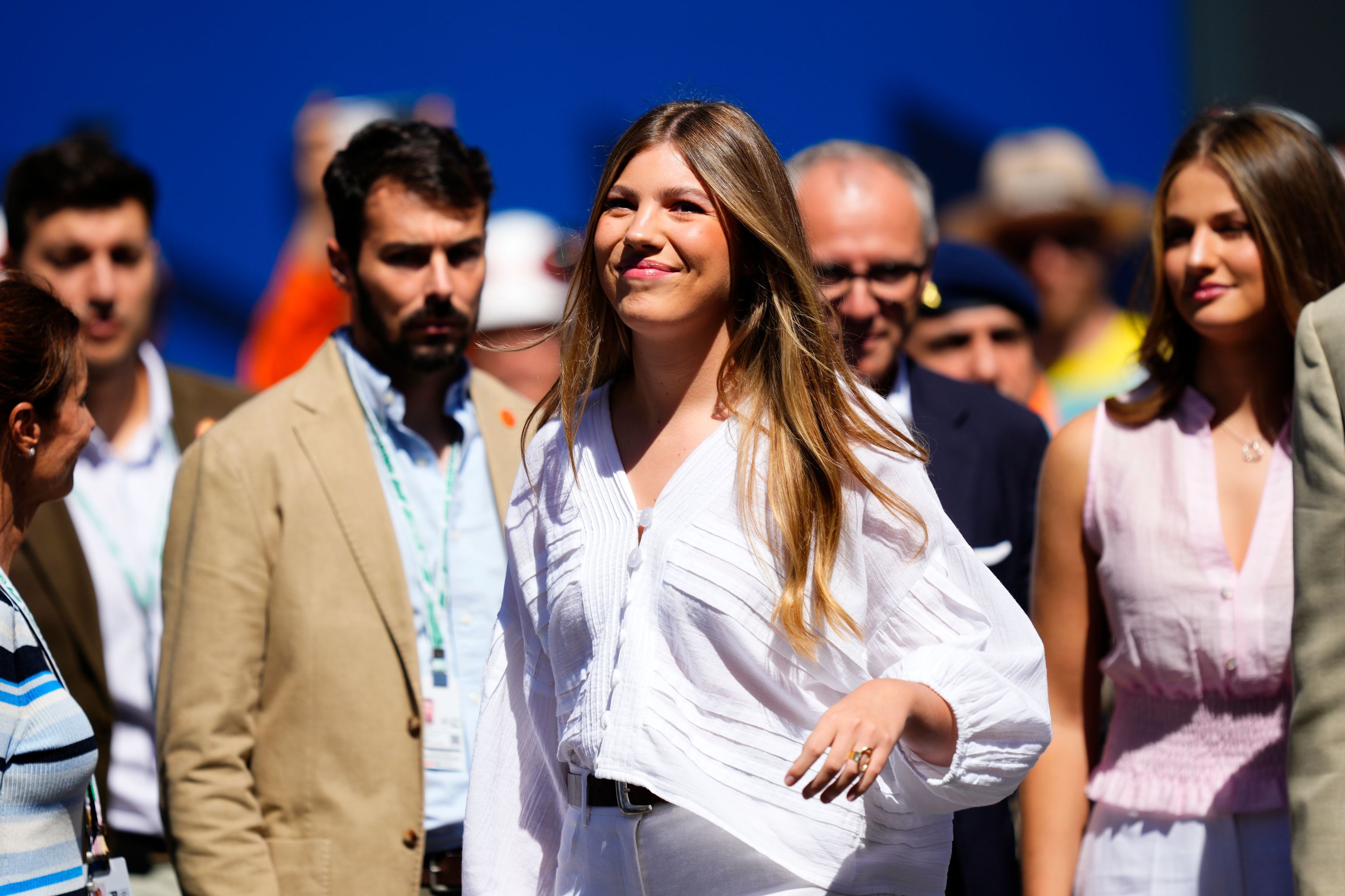 La nueva vida de la Infanta Sofía en París: edificios del s.XIX, un cuarto de 13 metros, gimnasios y dos simpáticos tunecinos con los que jugar al tenis