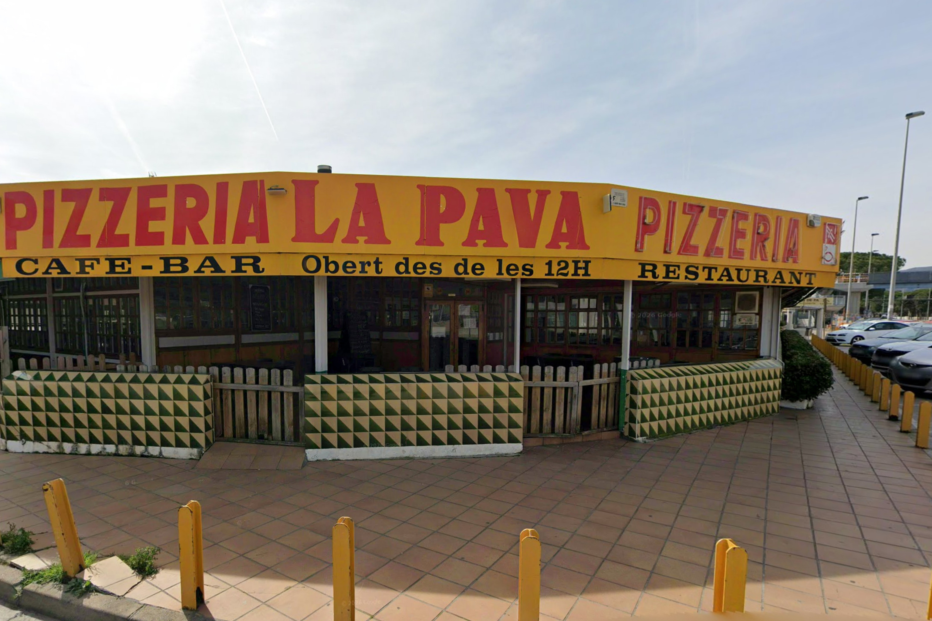 La Pava se vuelve viral: la historia del mítico restaurante de la autovía de Castelldefels que ha cerrado para siempre después de más de 60 años de historia