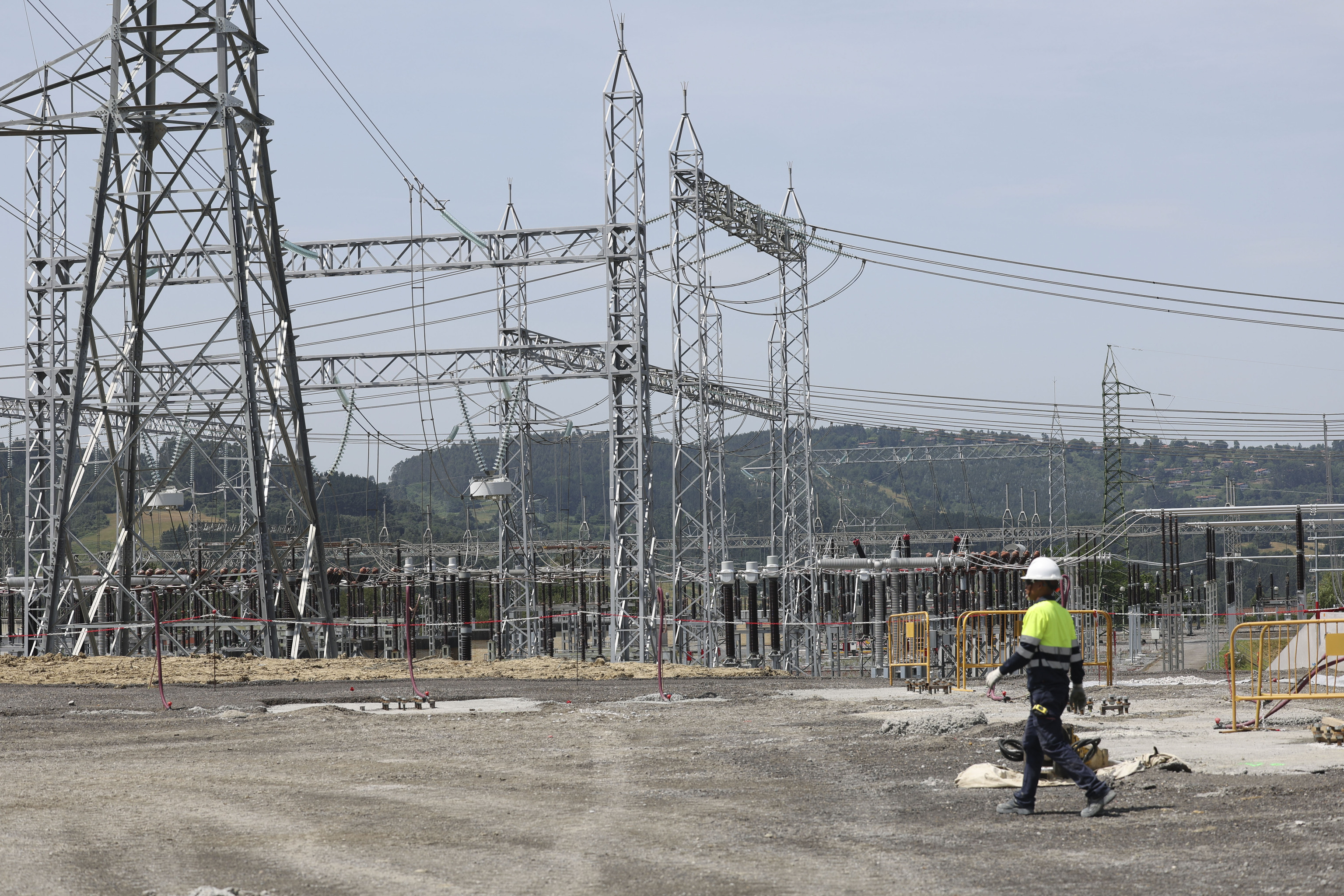 La red eléctrica española alcanza ya una saturación del 86,5%, según el Foro Industria y Energía