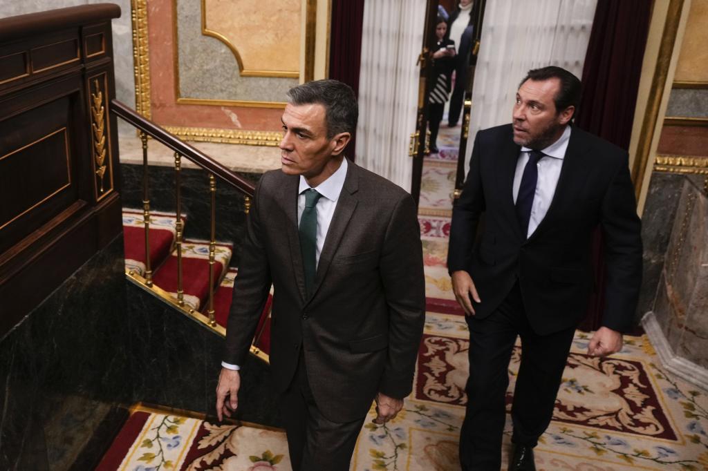 Óscar Puente carga contra Eduardo Madina por cuestionar la labor de Sánchez en Ceuta: "Lo que te duele es el baño que te dio Pedro. ¡Para lo que has quedado!"