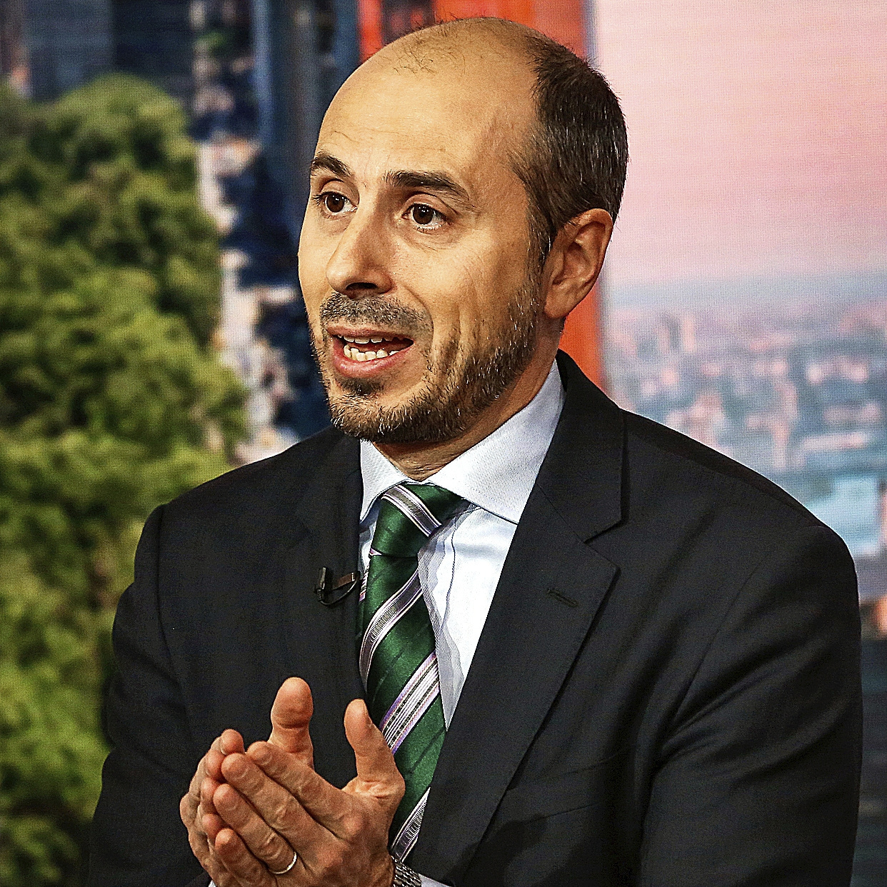 El español que más sabe de materias primas en Bank of America: "Asia ha entrado a competir en precio por el gas europeo y nos ha dejado secos"