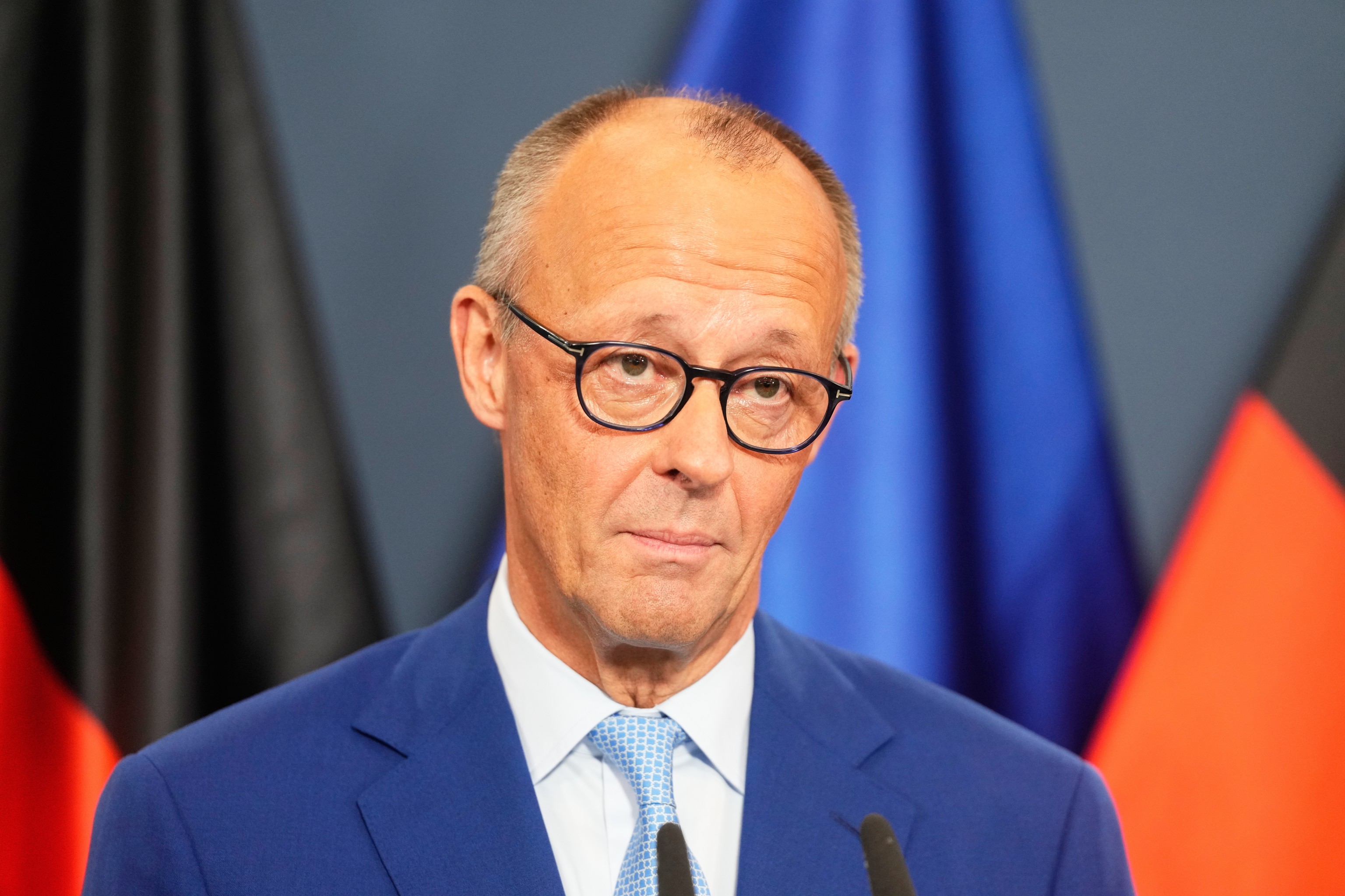 El canciller Friedrich Merz descarta retirarse tras el "desastre" electoral de la CDU y promete seguir adelante con las reformas