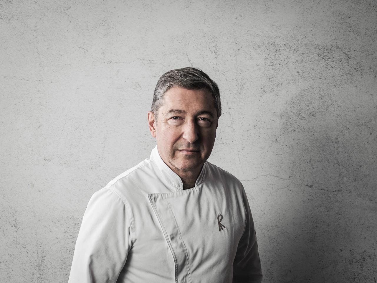 Joan Roca: "He comido cosas por curiosidad que creo que no volveré a probar en mi vida, como el balut, un huevo de pato en avanzado estado de gestación que se toma en Filipinas"
