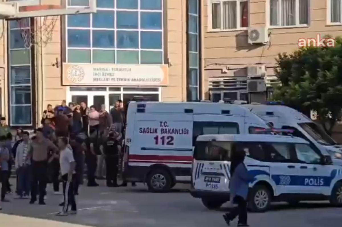 Un estudiante abre fuego frente a un instituto en Turquía y hiere a 10 alumnos, dos de ellos de gravedad