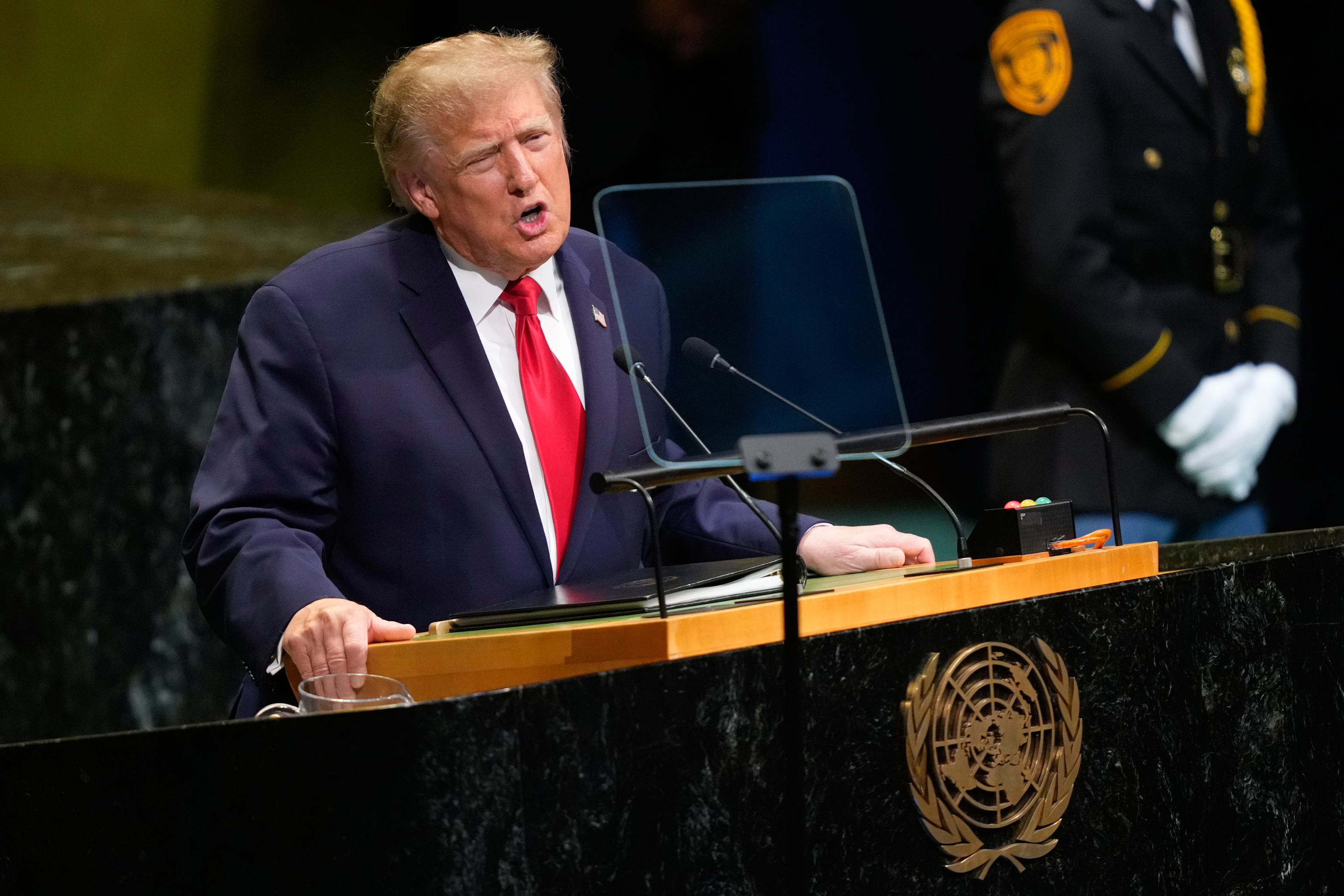 Donald Trump, en la Asamblea General de la ONU: "Aniquilaré Irán y Cuba caerá"