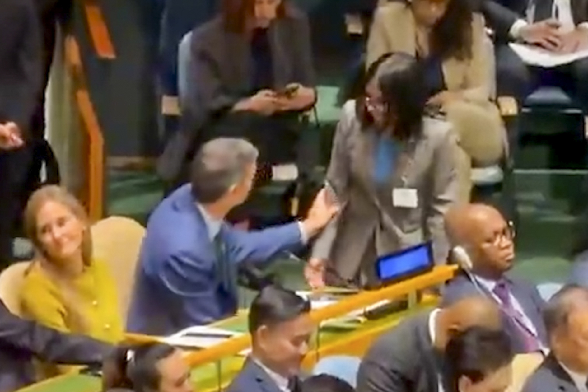 Delcy cruzó ante 31 países en 75 pasos para comprometer a Sánchez a "seguir hablando de Venezuela"