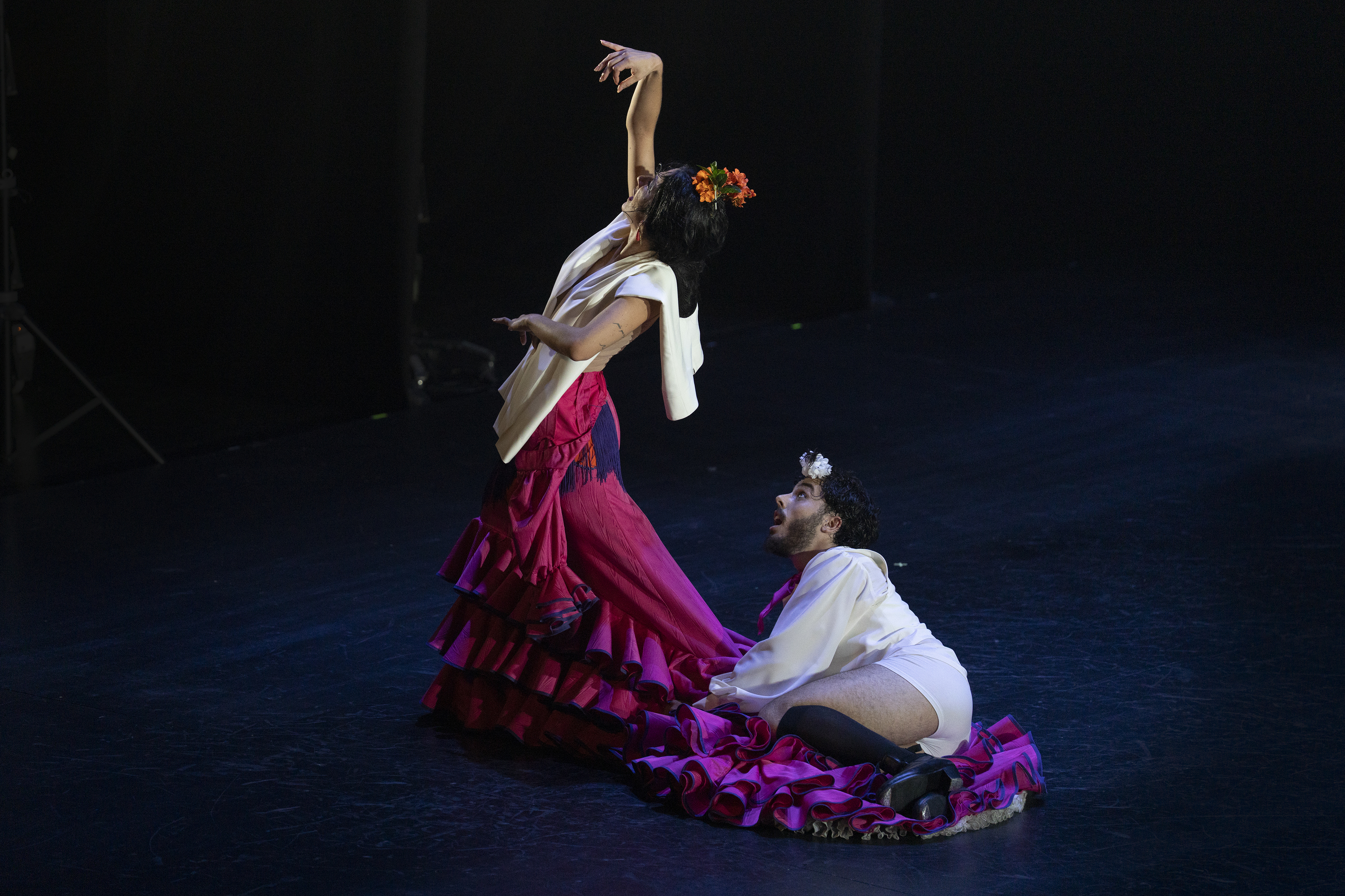 Juan Tomás de la Molía y Águeda Saavedra presentan su ópera prima en el Teatro Central