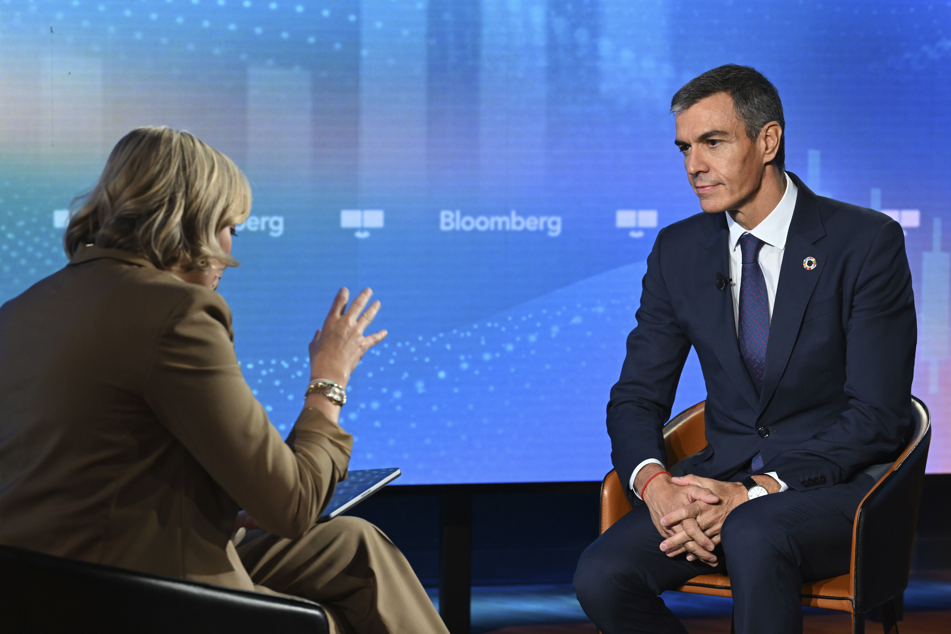 Sánchez respalda a Hernández de Cos como futuro presidente del Banco Central Europeo