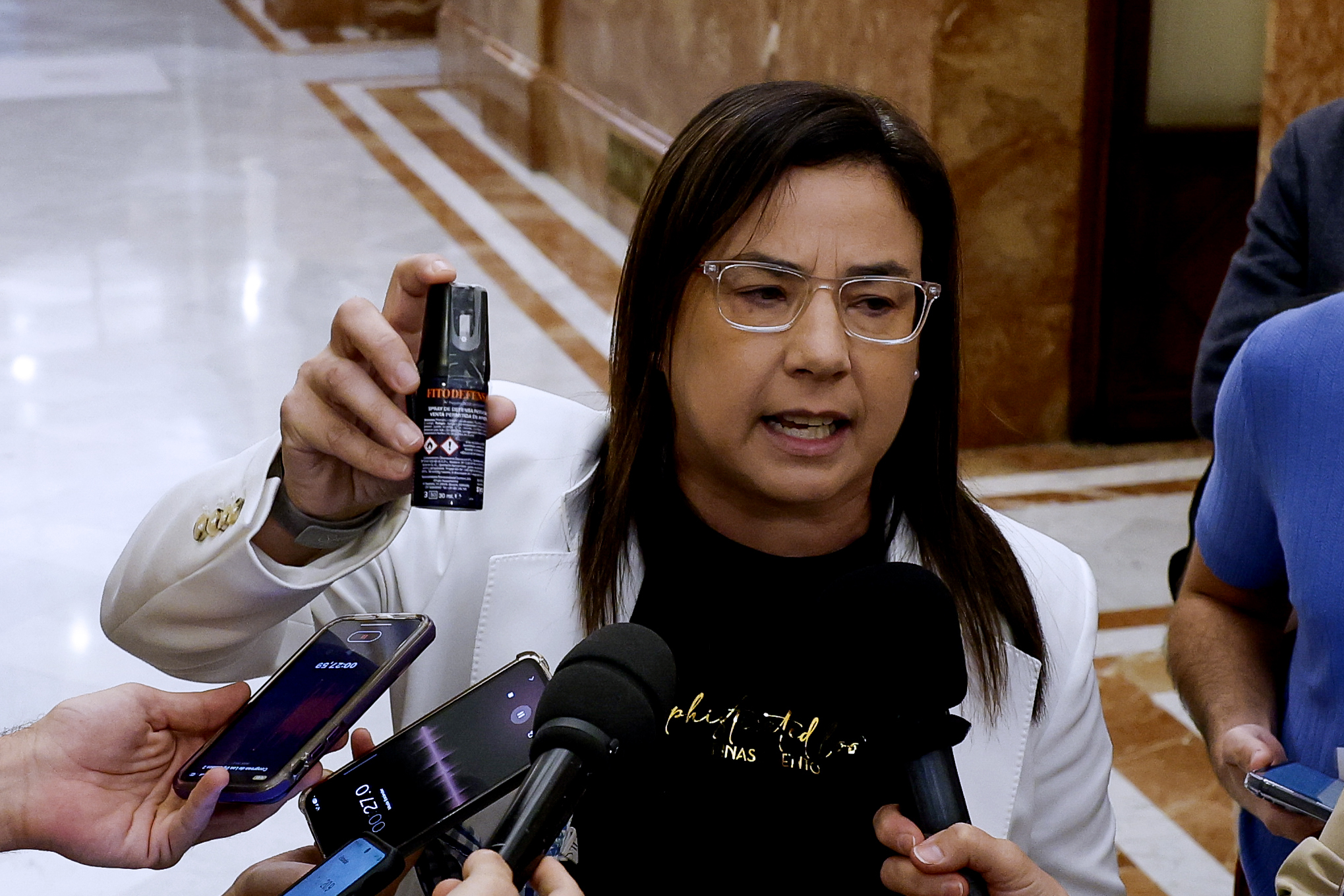 Congreso irrespirable (gas pimienta 'parfum')