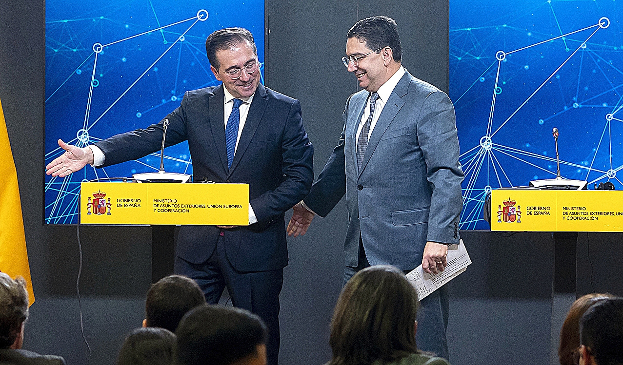 España, atrapada entre las amenazas de Marruecos y Rusia