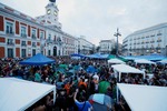 Almeida exige al Gobierno de Sánchez que actúe ante la acampada de Sol y denuncia su "dejación de funciones"