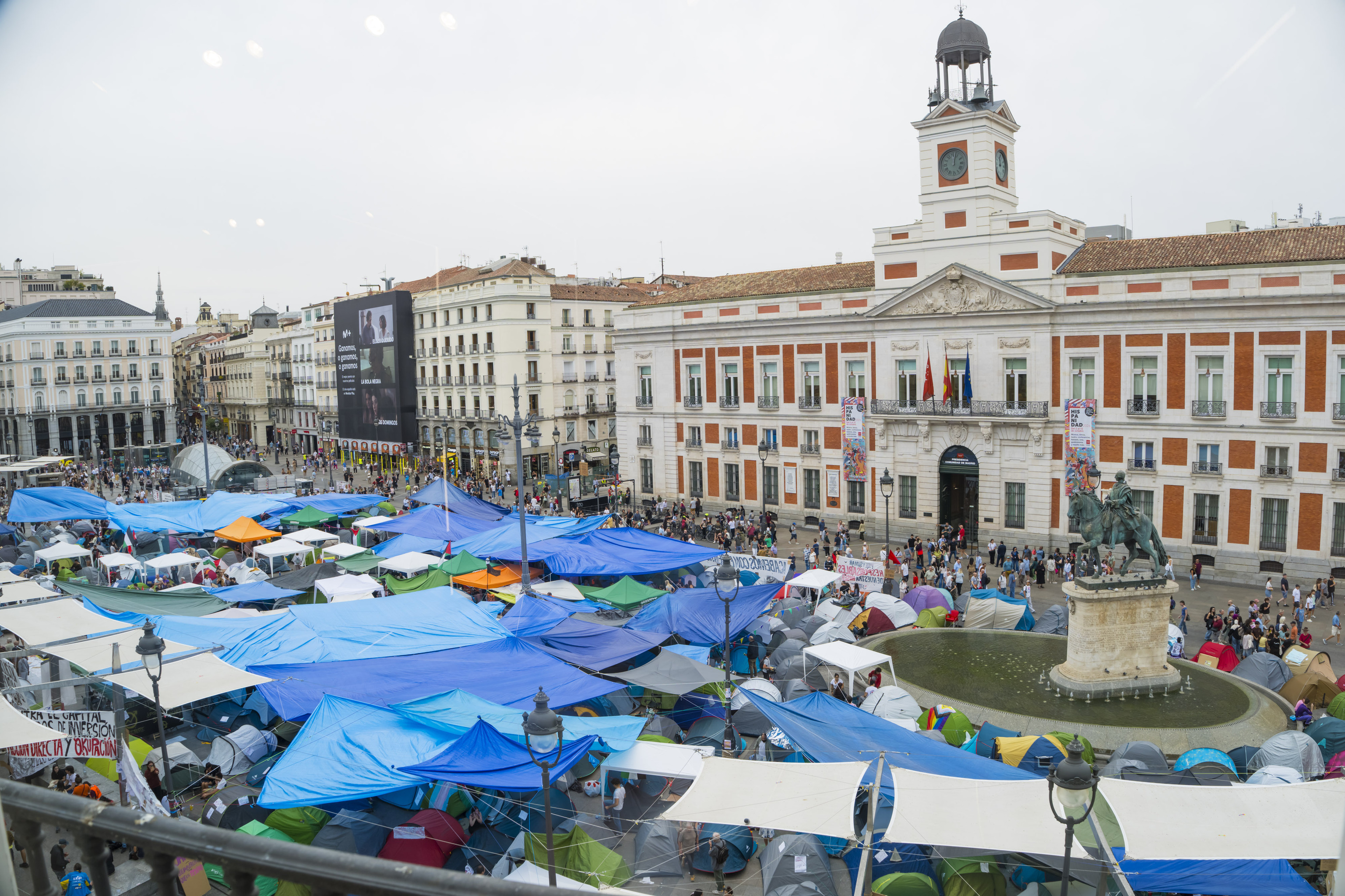 La Comunidad de Madrid envía un requerimiento a la Delegación del Gobierno para que desaloje la Puerta del Sol antes de 48 horas
