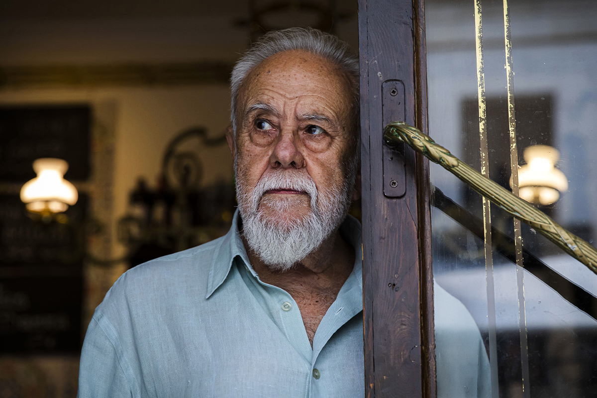 Muere a los 92 años Gonzalo Suárez, el hombre que no se cansó de ser nuevo