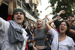 Los acampados siguen con su causa por una vivienda digna: "El pulso no ha acabado"