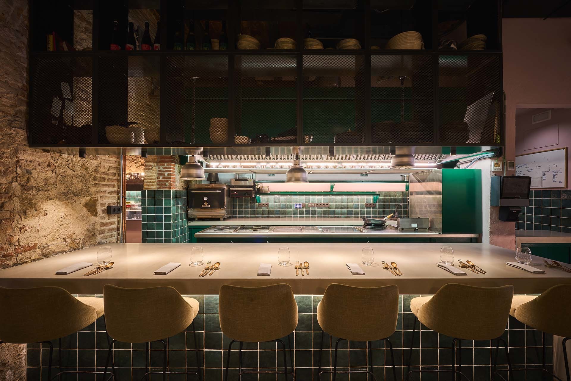 Barcelona pierde una estrella Michelin: este es el restaurante que echa el cierre tras conseguir el apreciado distintivo en 2022