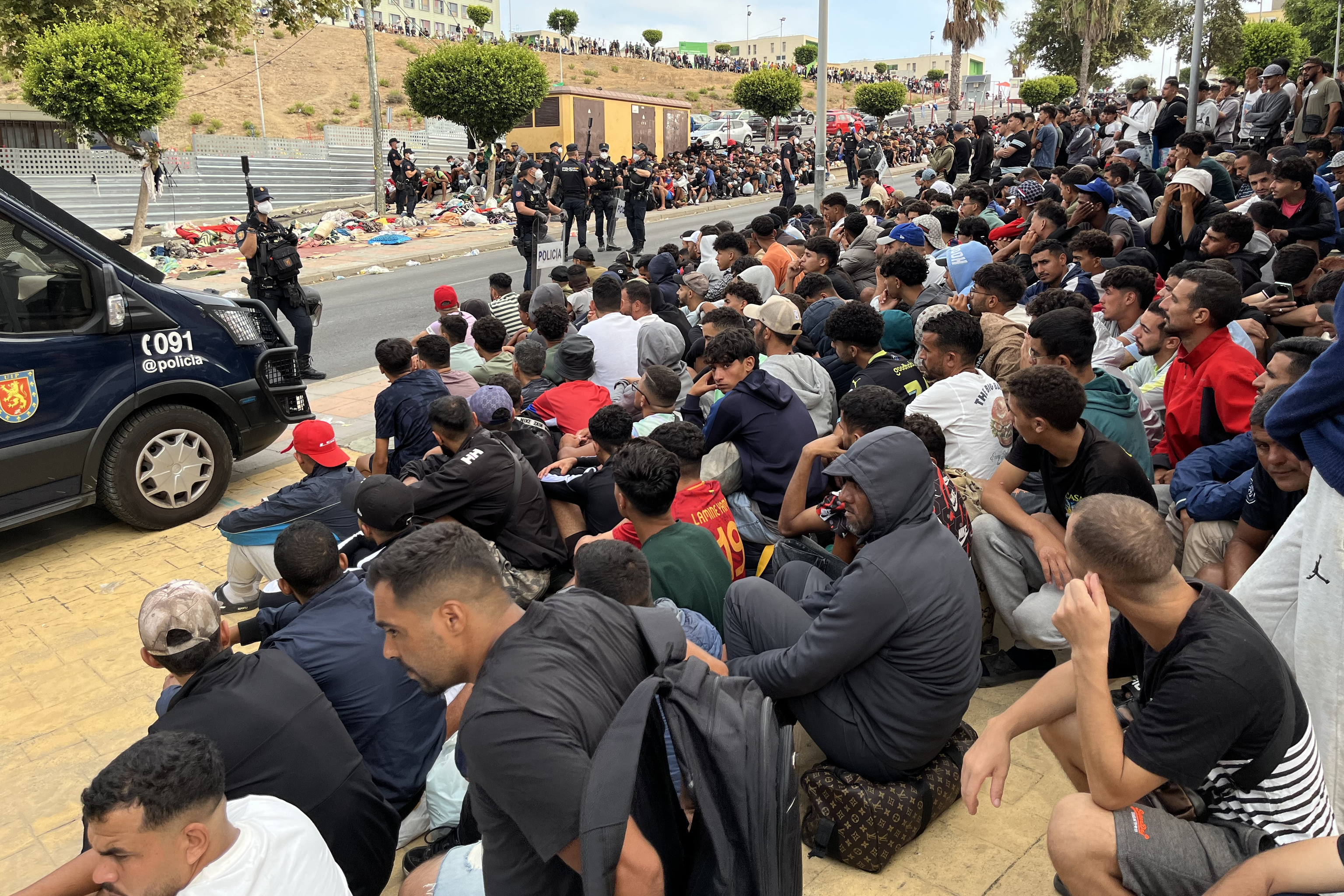 Sumar alardea de que el decreto para acelerar la devolución de inmigrantes en Ceuta no haya ido todavía al Consejo de Ministros: "Nosotros lo hemos frenado"