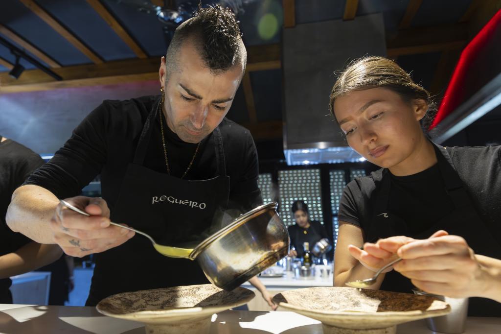 Diego Fernández, chef de Regueiro, el estrella Michelin más viajero y gamberro de Asturias: "Estuve diez años sin cobrar un euro en el restaurante"