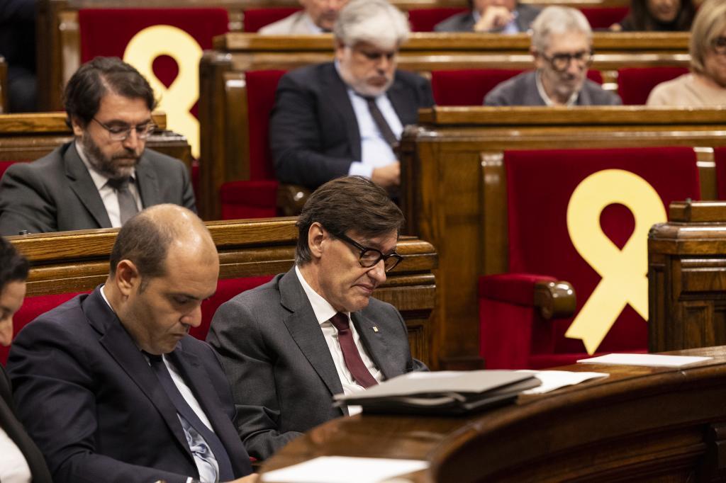 ERC y Comuns salvan a Illa de la reprobación del Parlament que buscaba Junts
