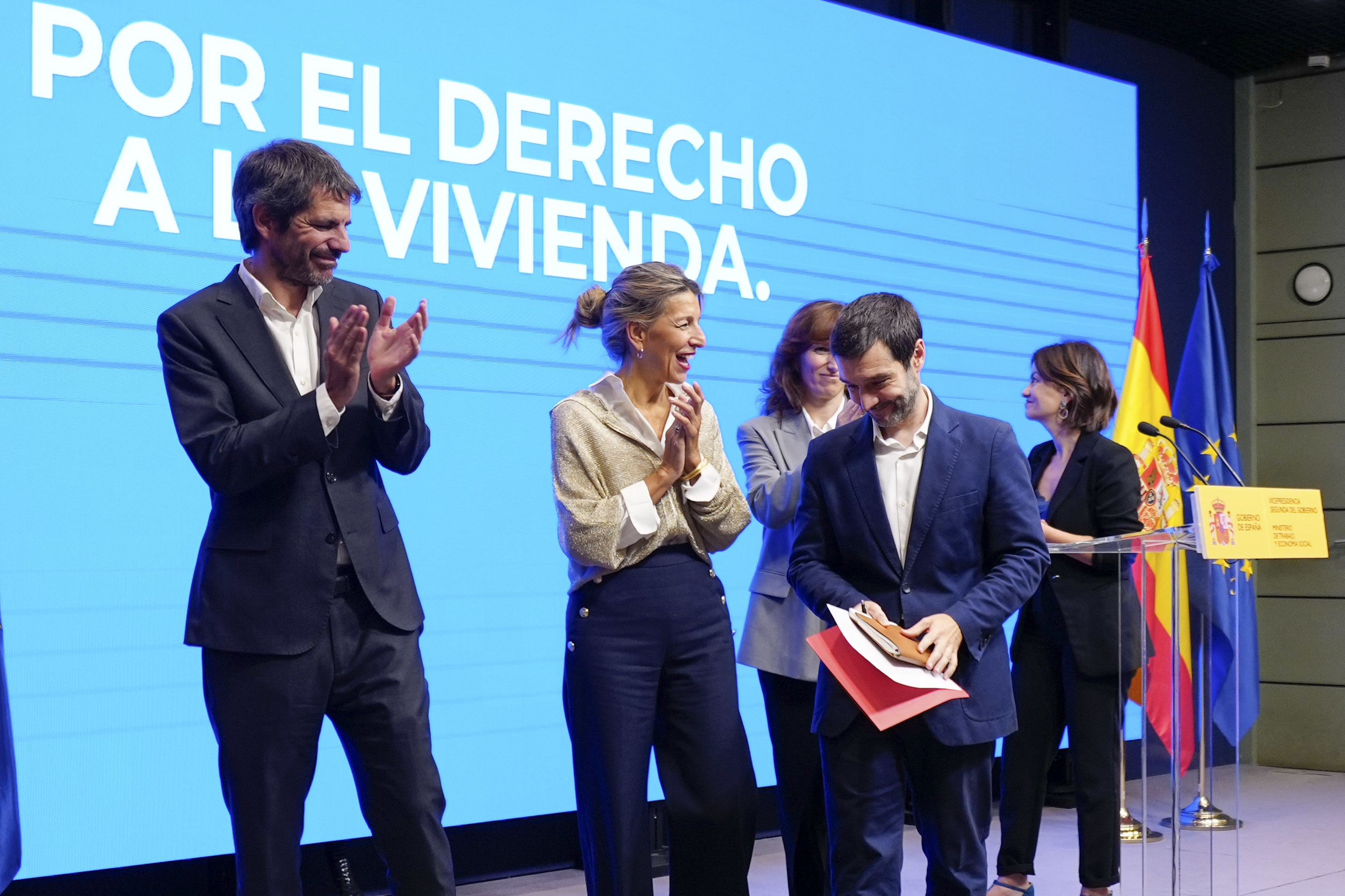 Sumar convoca de urgencia una reunión de partidos para "acelerar" con el candidato en un clima de adelanto electoral