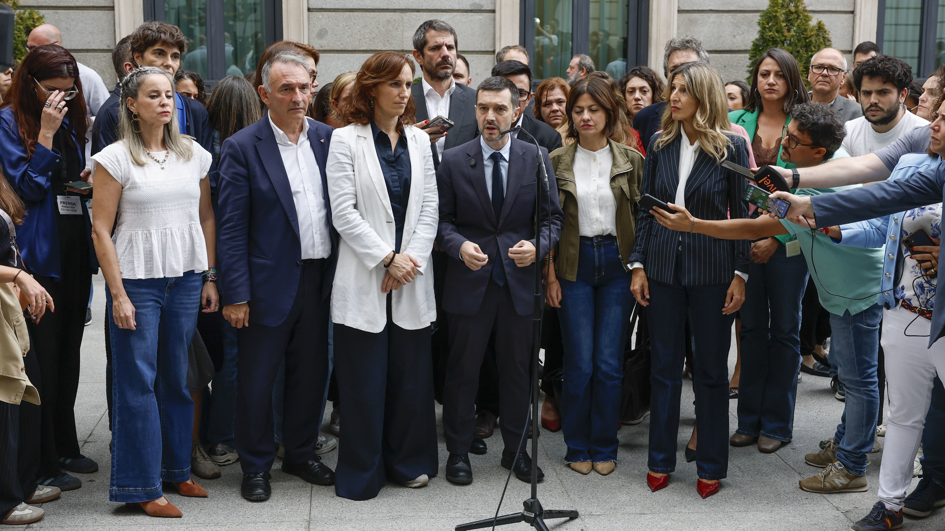 Bustinduy frena el clamor por él para que sea el candidato y Sumar tienta a Mónica García